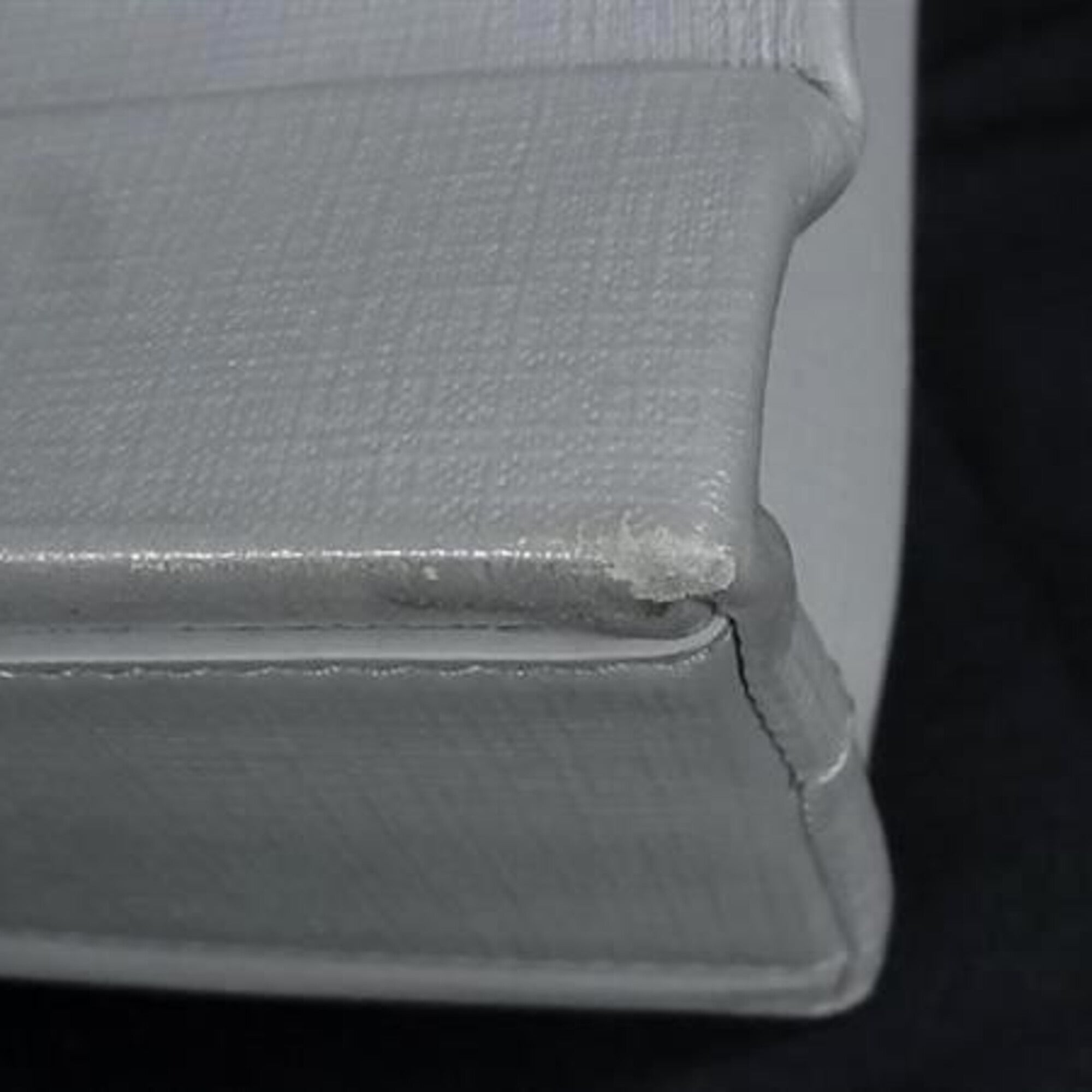 Balenciaga Gray Leather Handbag (Pre-Owned)