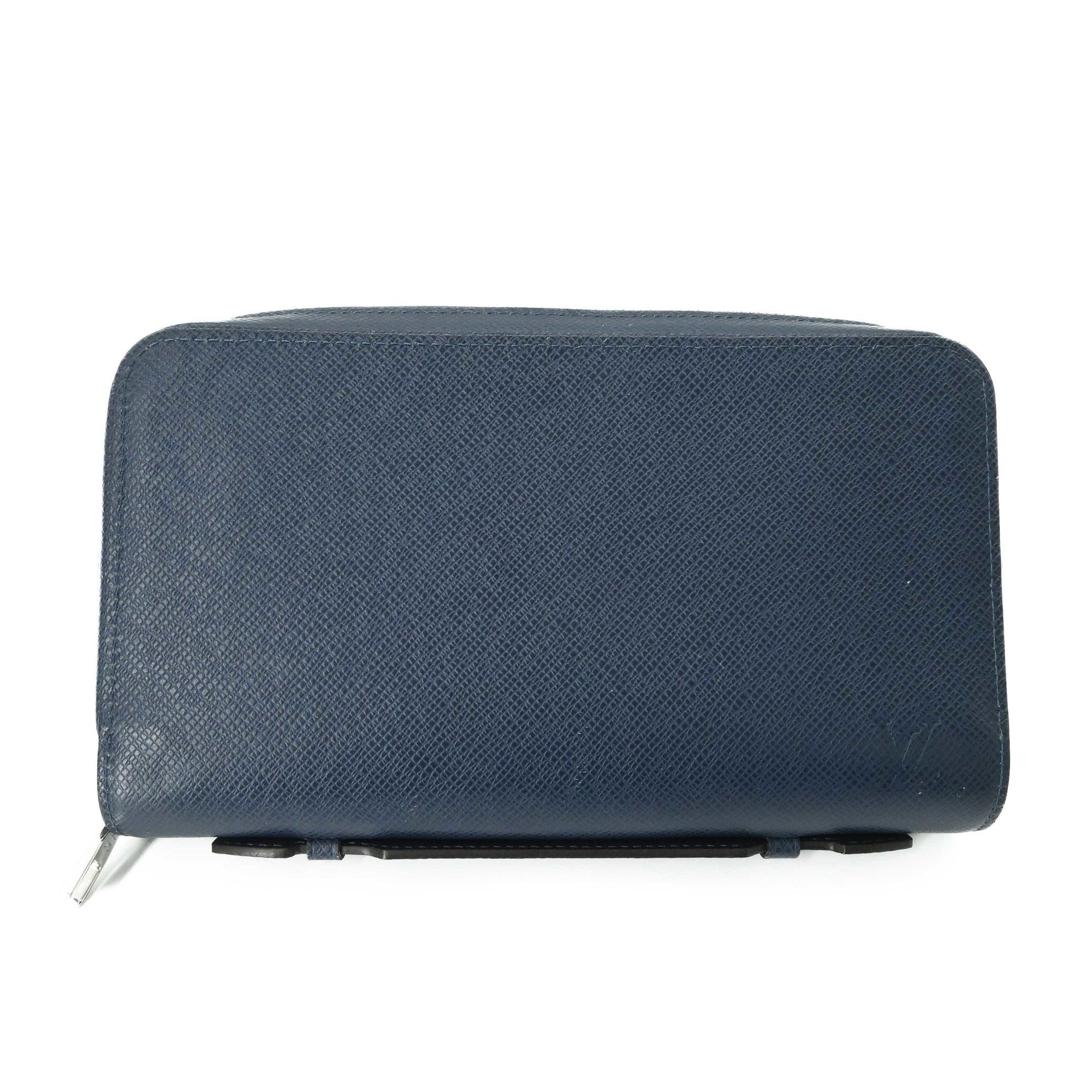 Louis Vuitton Taiga Navy Blue Taiga Leather Long Wallet (Bi-Fold) (Pre-Owned)