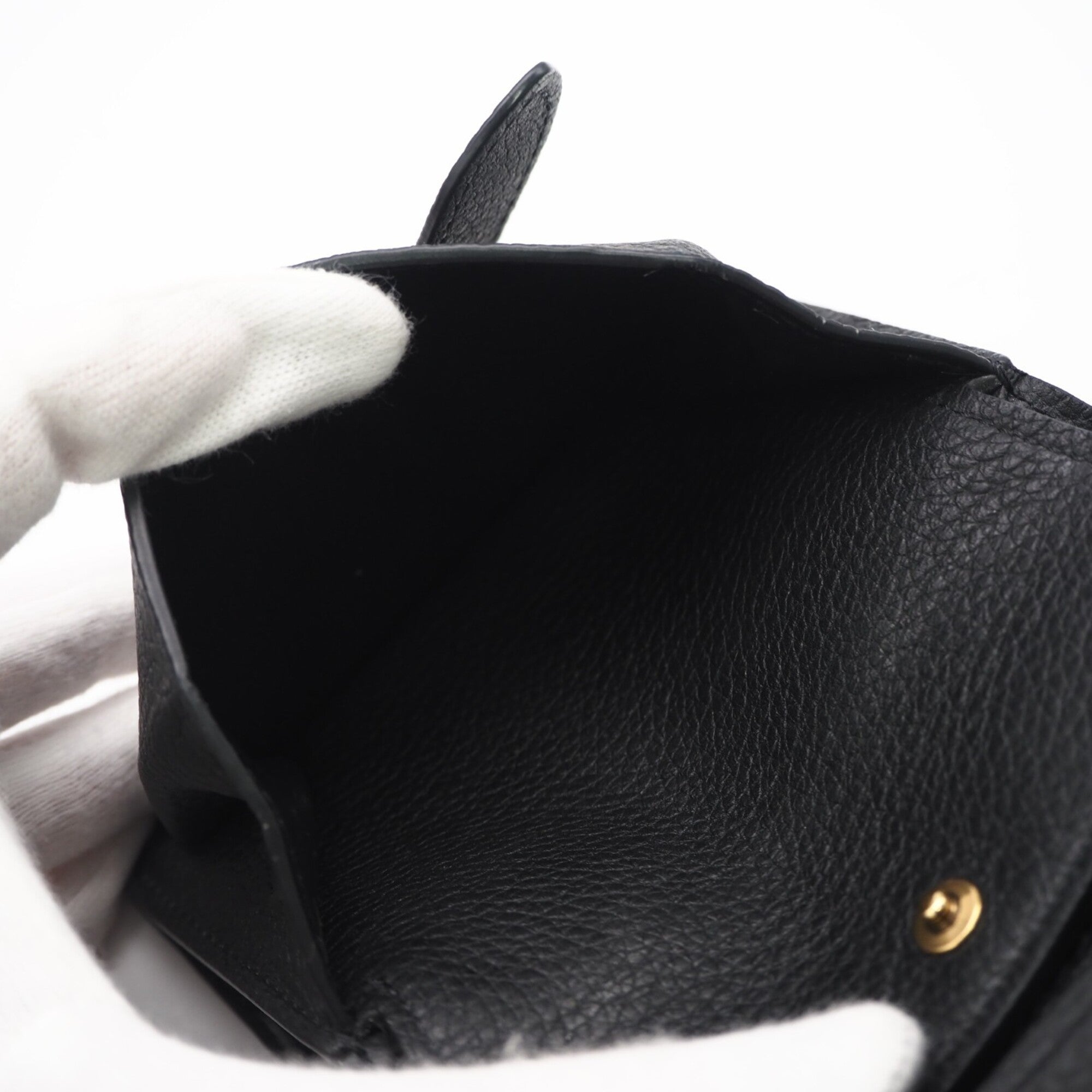 Louis Vuitton Black Leather Wallet (Bi-Fold) (Pre-Owned)