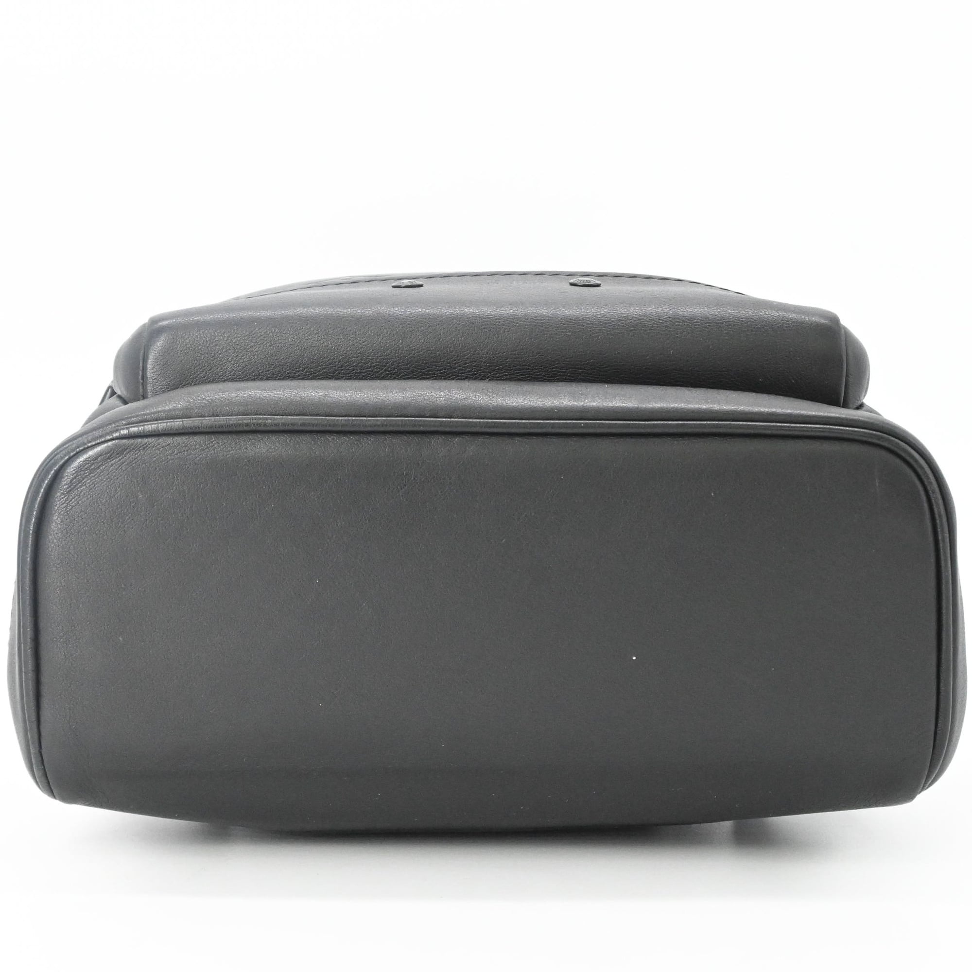 Louis Vuitton Black Leather Sling Bag (Pre-Owned)