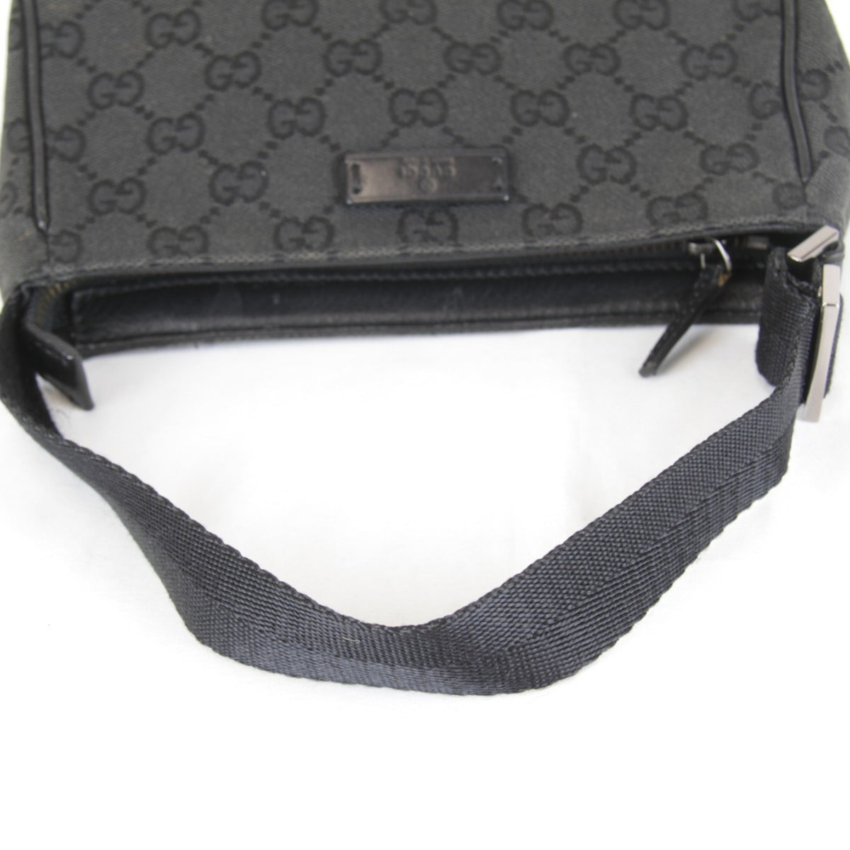 Gucci Black Gg Canvas Handbag (Pre-Owned)