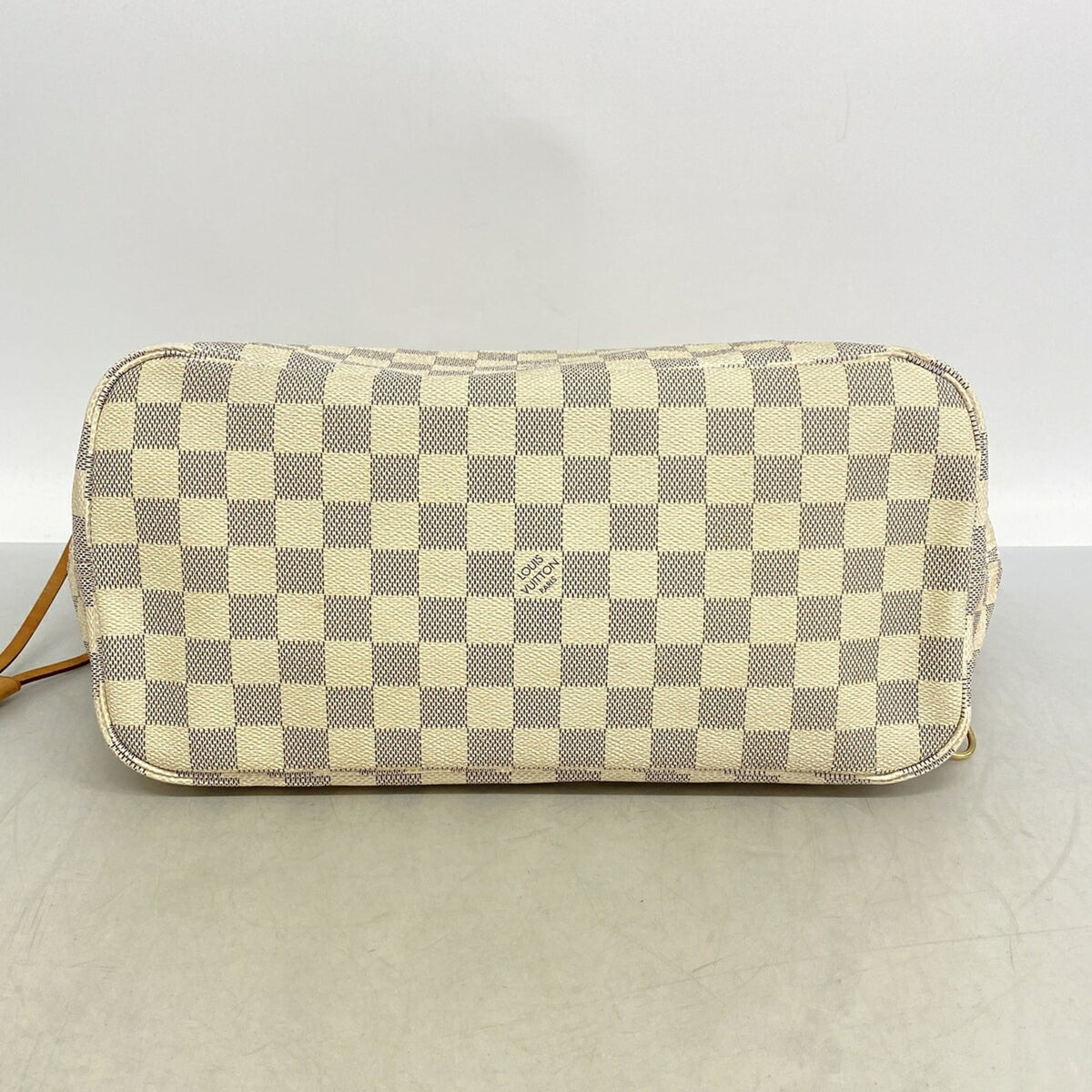 Louis Vuitton White Tote Bag (Pre-Owned)