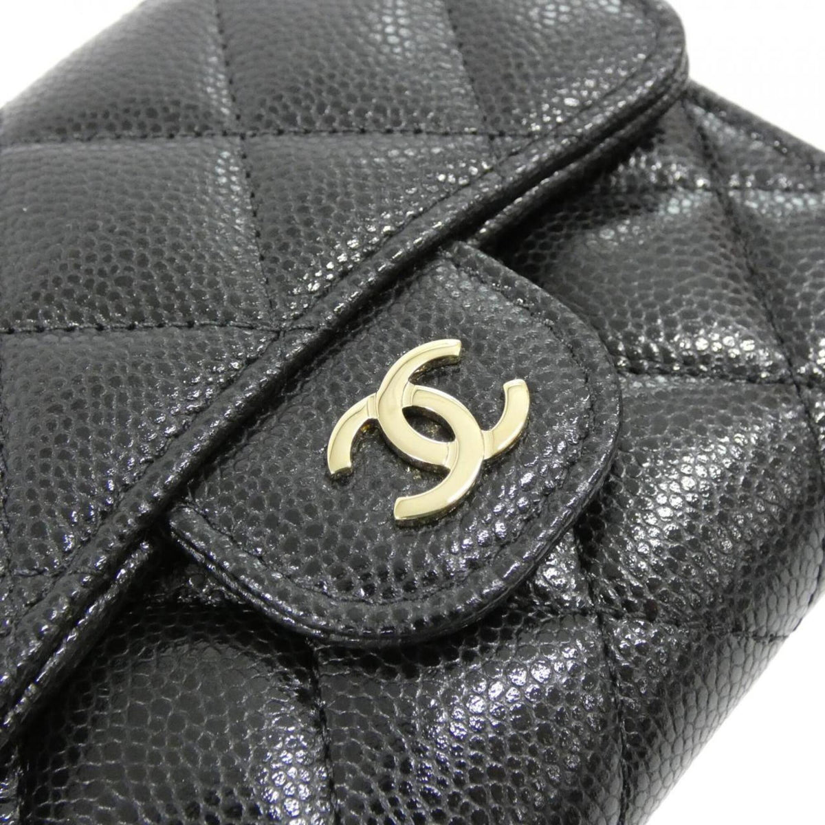 Chanel Black Grained Calfskin Wallet (Tri-Fold) (Pre-Owned)