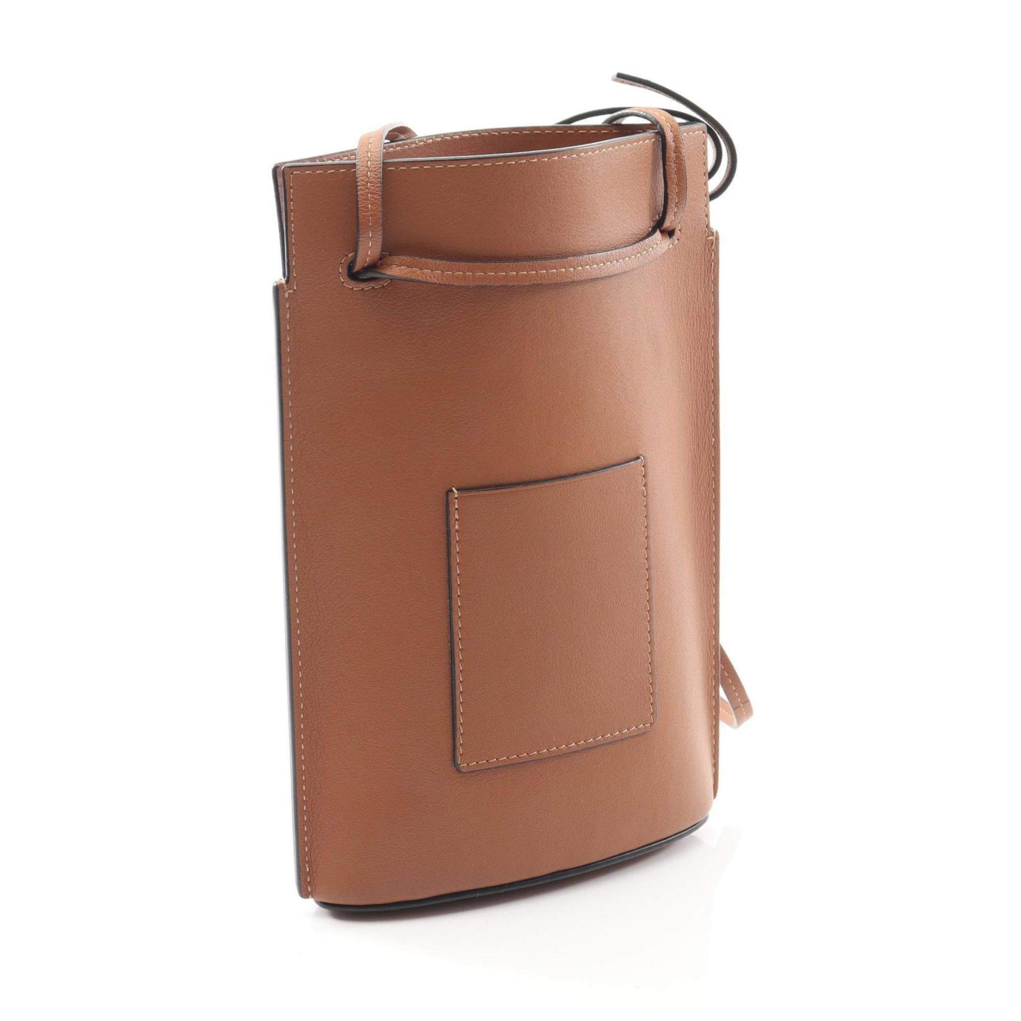Loewe Brown Leather Shoulder Bag (Pre-Owned)