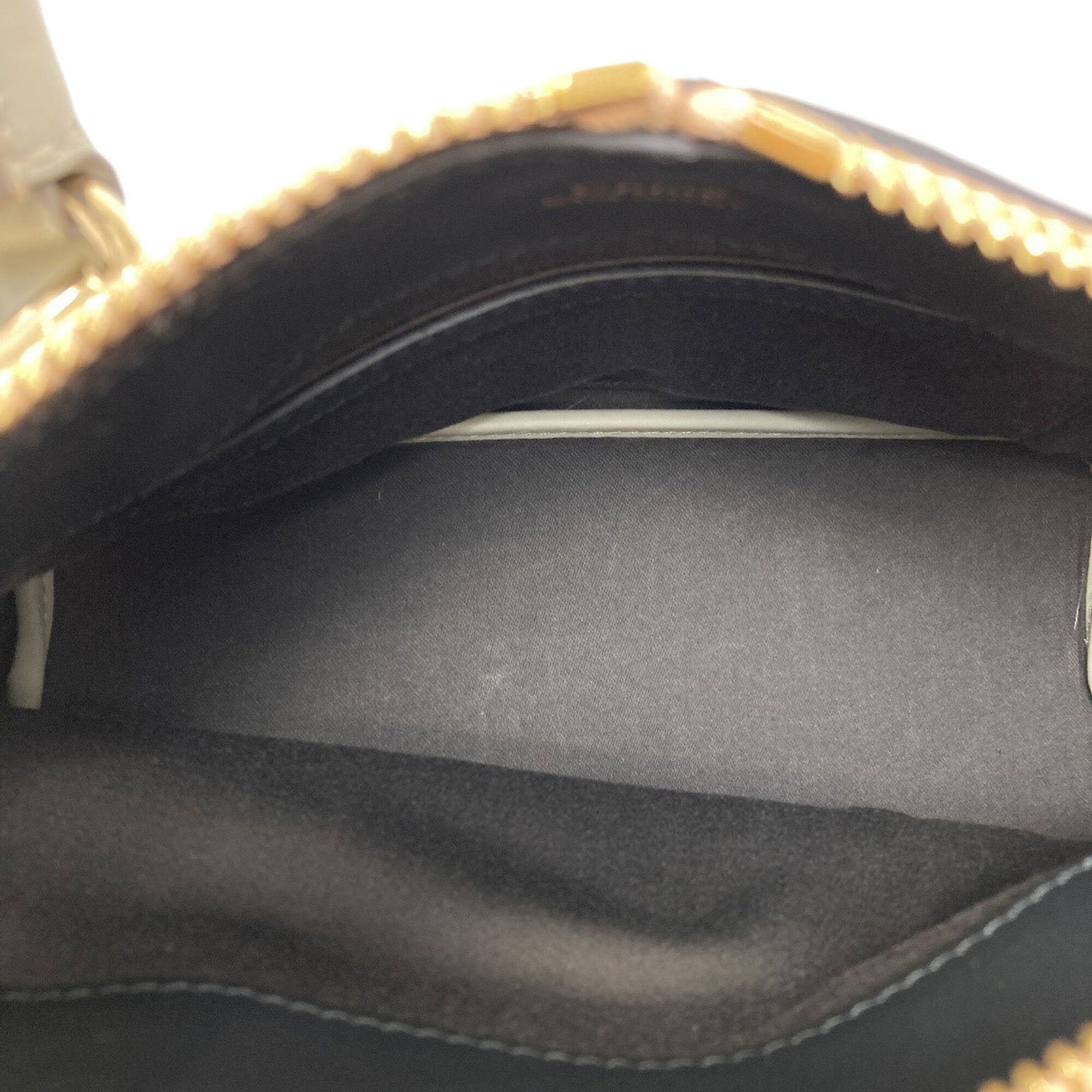 Chloé Black Leather Handbag (Pre-Owned)