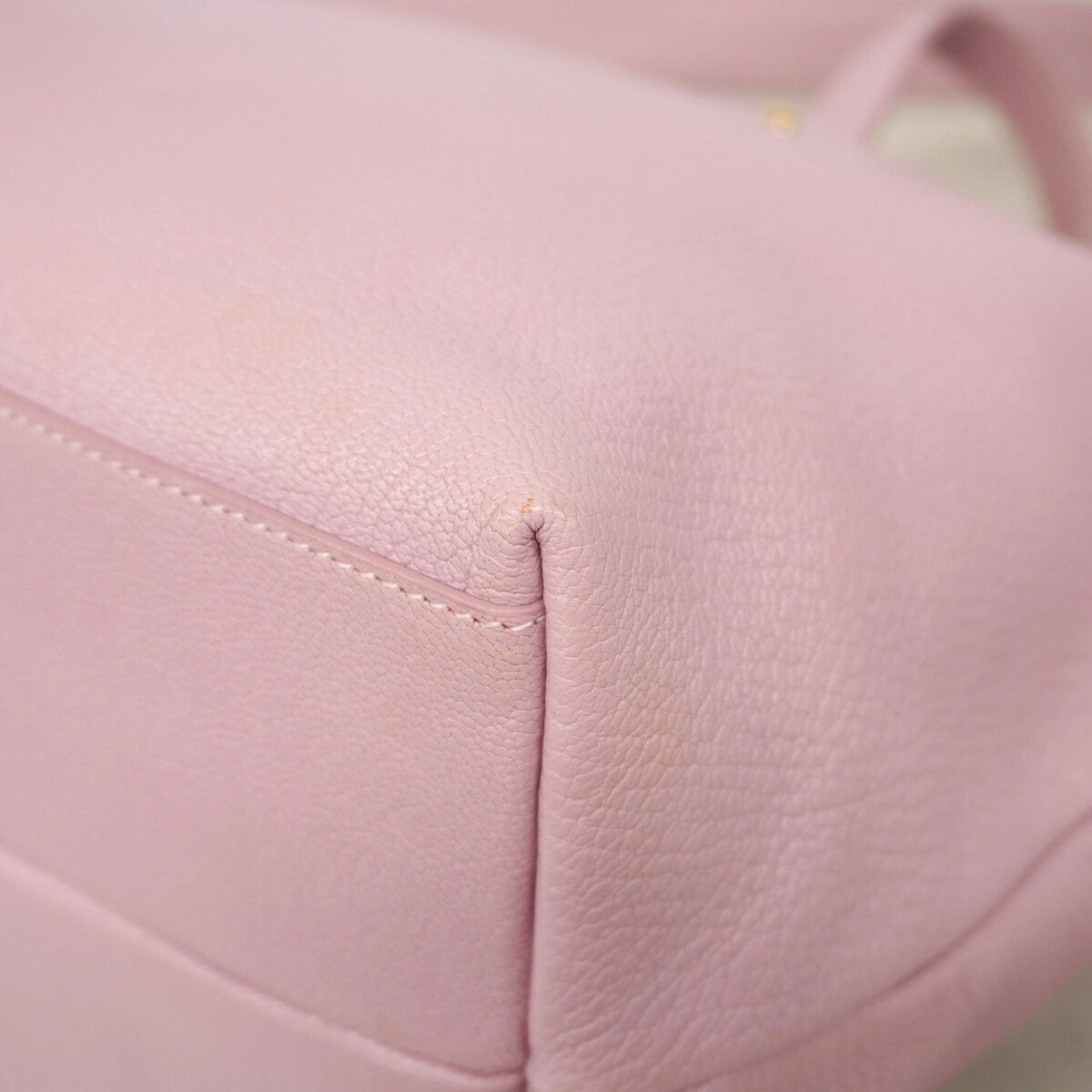 Salvatore Ferragamo Pink Leather Handbag (Pre-Owned)