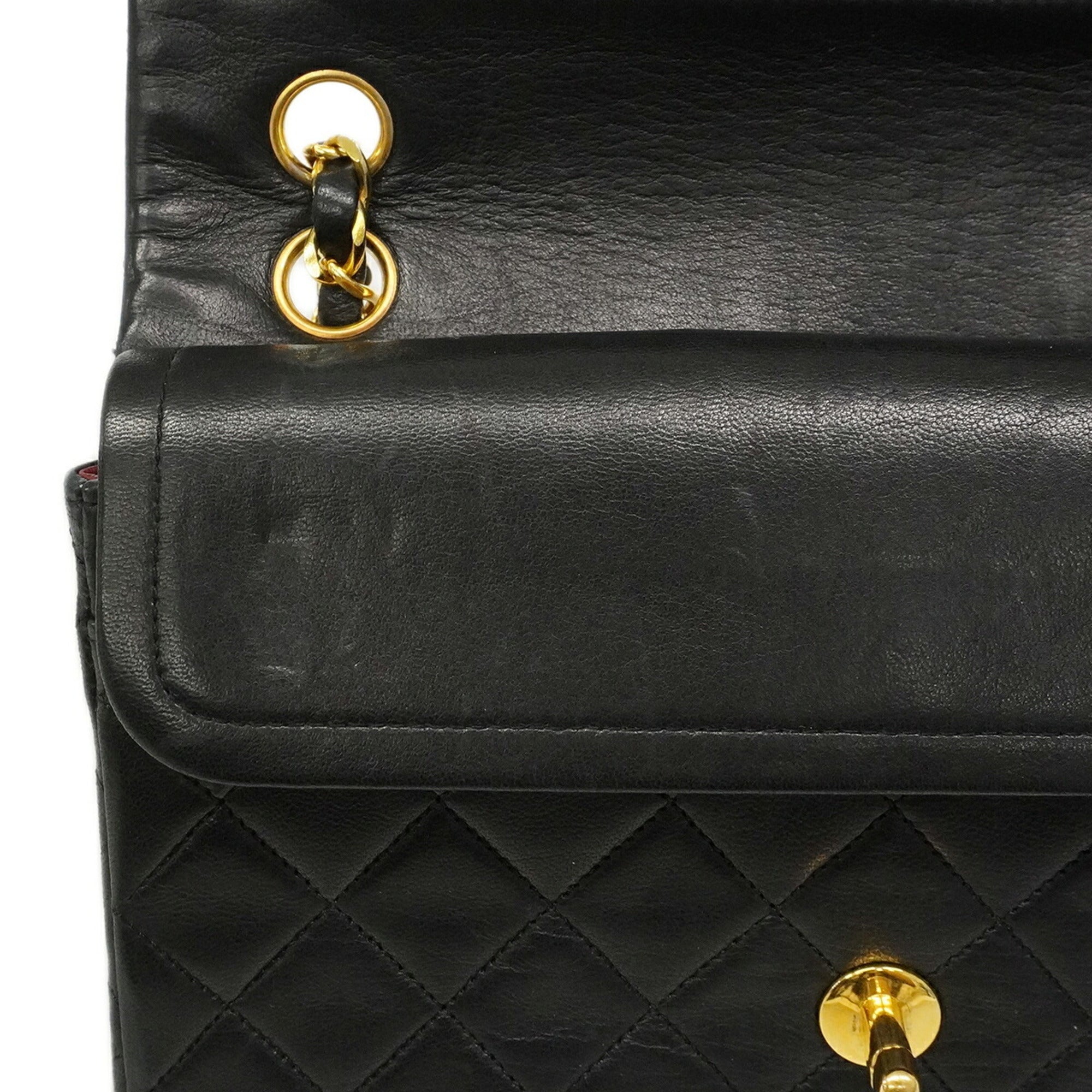 Chanel Black Leather Shoulder Bag (Pre-Owned)