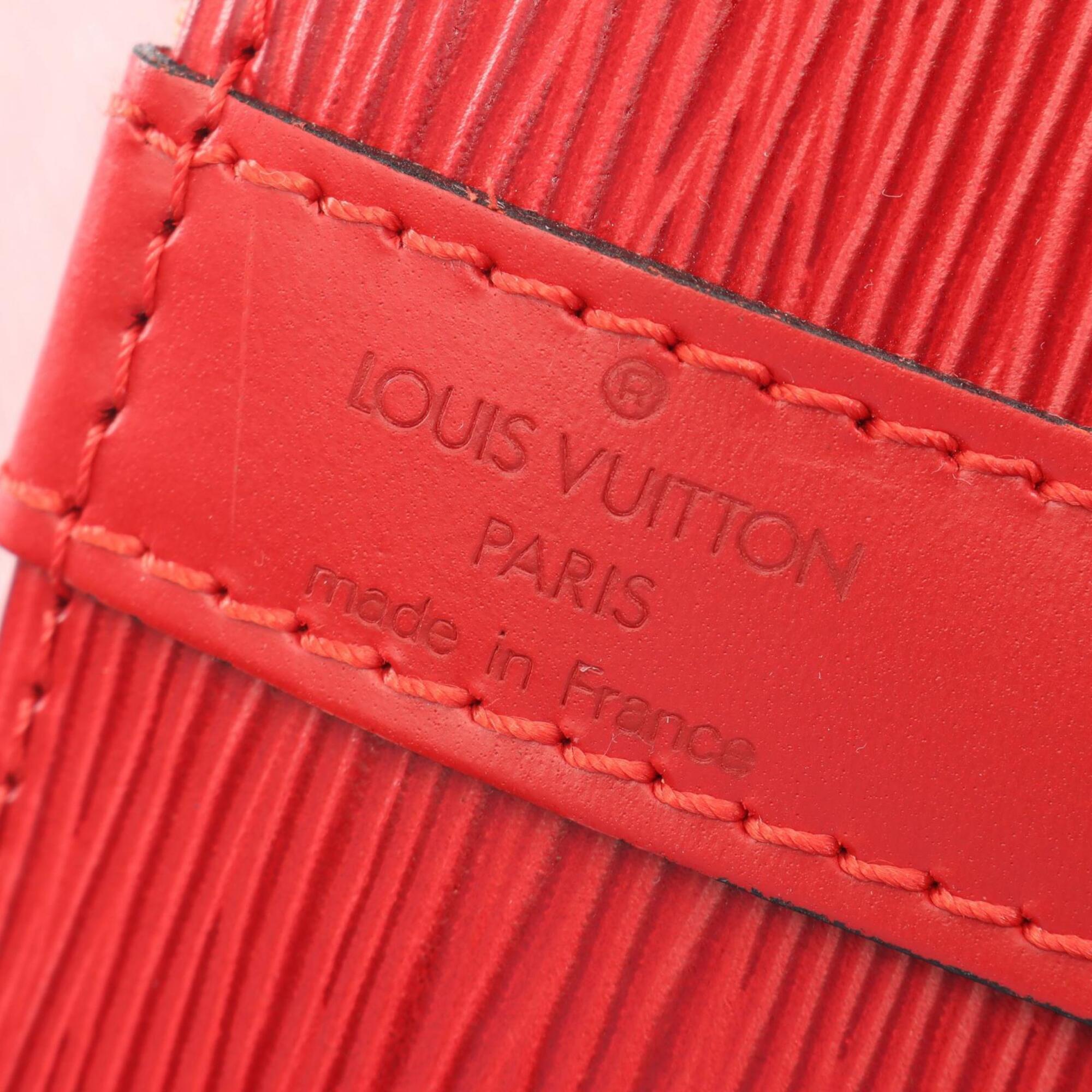 Louis Vuitton Red Color Leather Handbag Shoulder Bag (Pre-Owned)