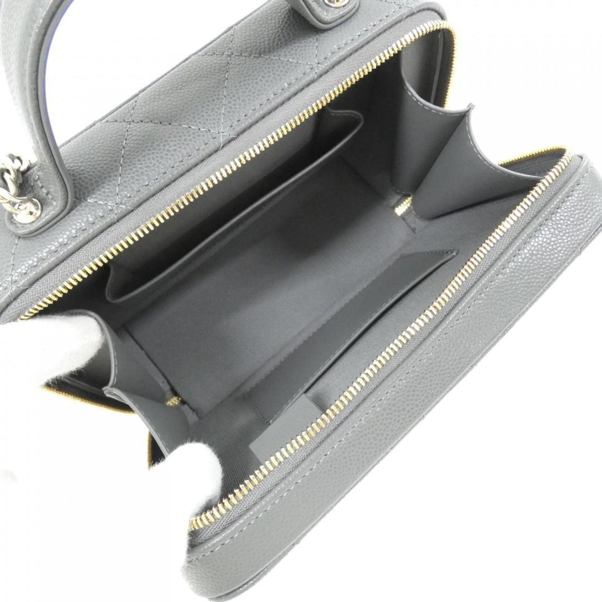 Chanel Gray Grained Calfskin Handbag (Pre-Owned)
