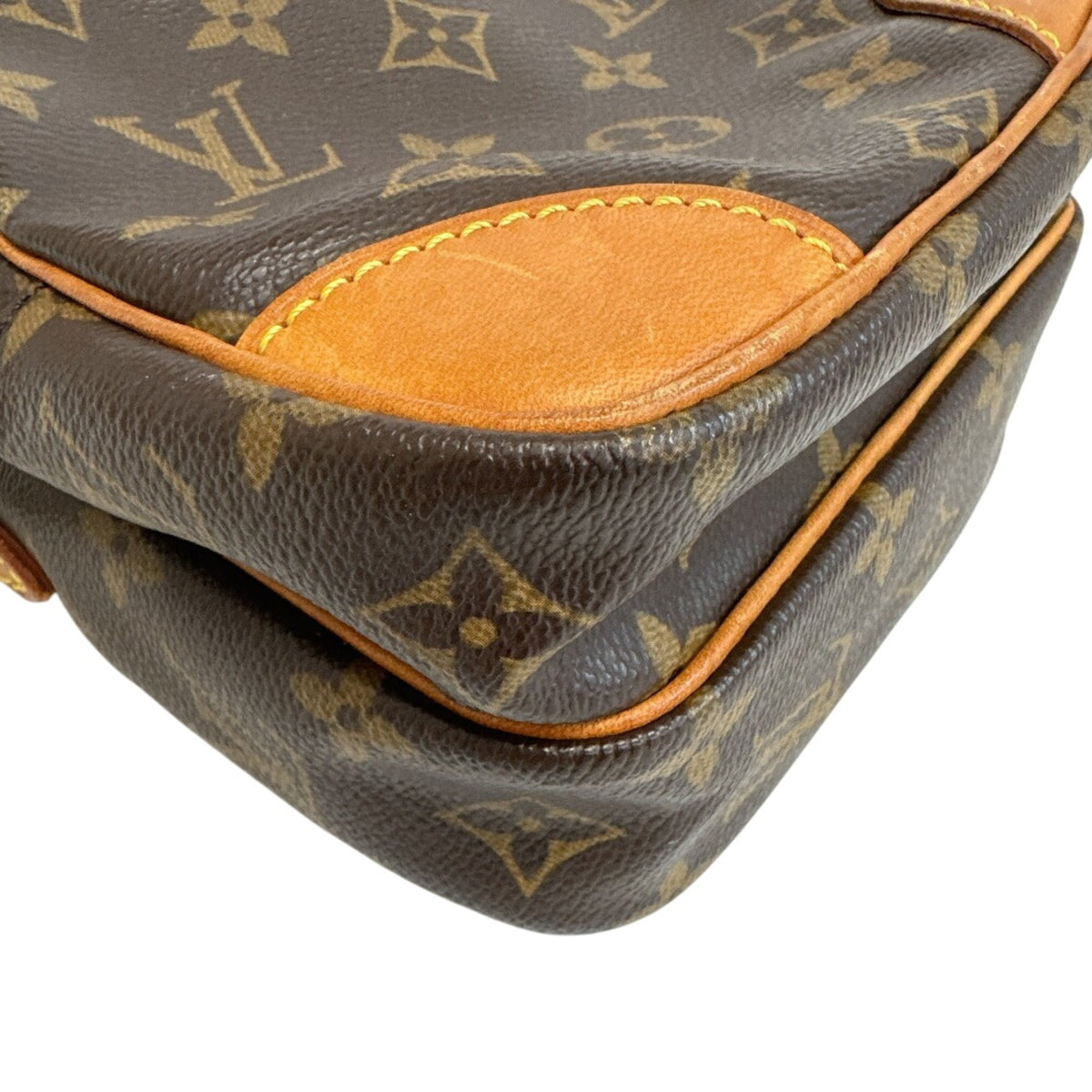 Louis Vuitton Monogram Brown Monogram Pochette Shoulder Bag (Pre-Owned)