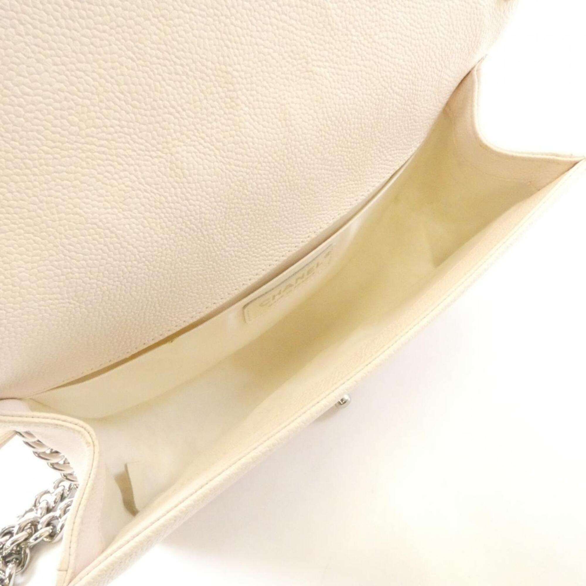Chanel Boy Chanel White Grained Calfskin Shoulder Bag (Pre-Owned)