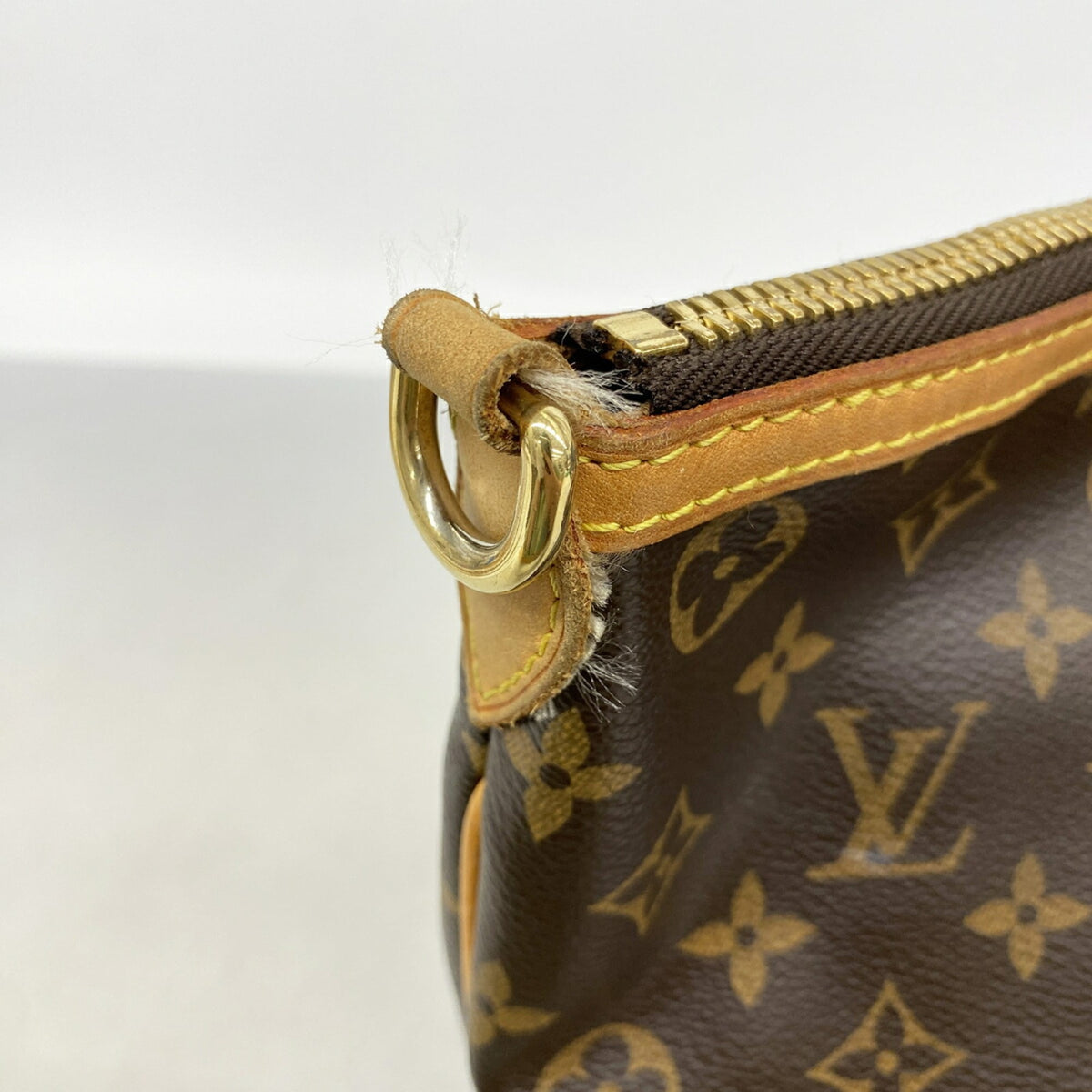 Louis Vuitton Brown Handbag (Pre-Owned)
