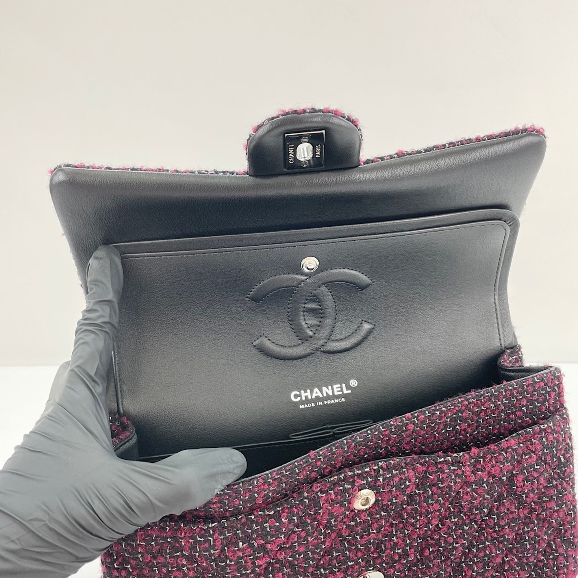 Chanel Wine Shoulder Bag (Pre-Owned)