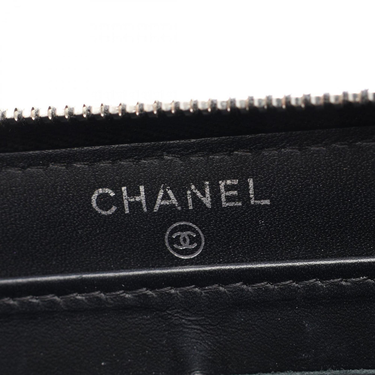 Chanel Black Grained Calfskin Long Wallet (Bi-Fold) (Pre-Owned)