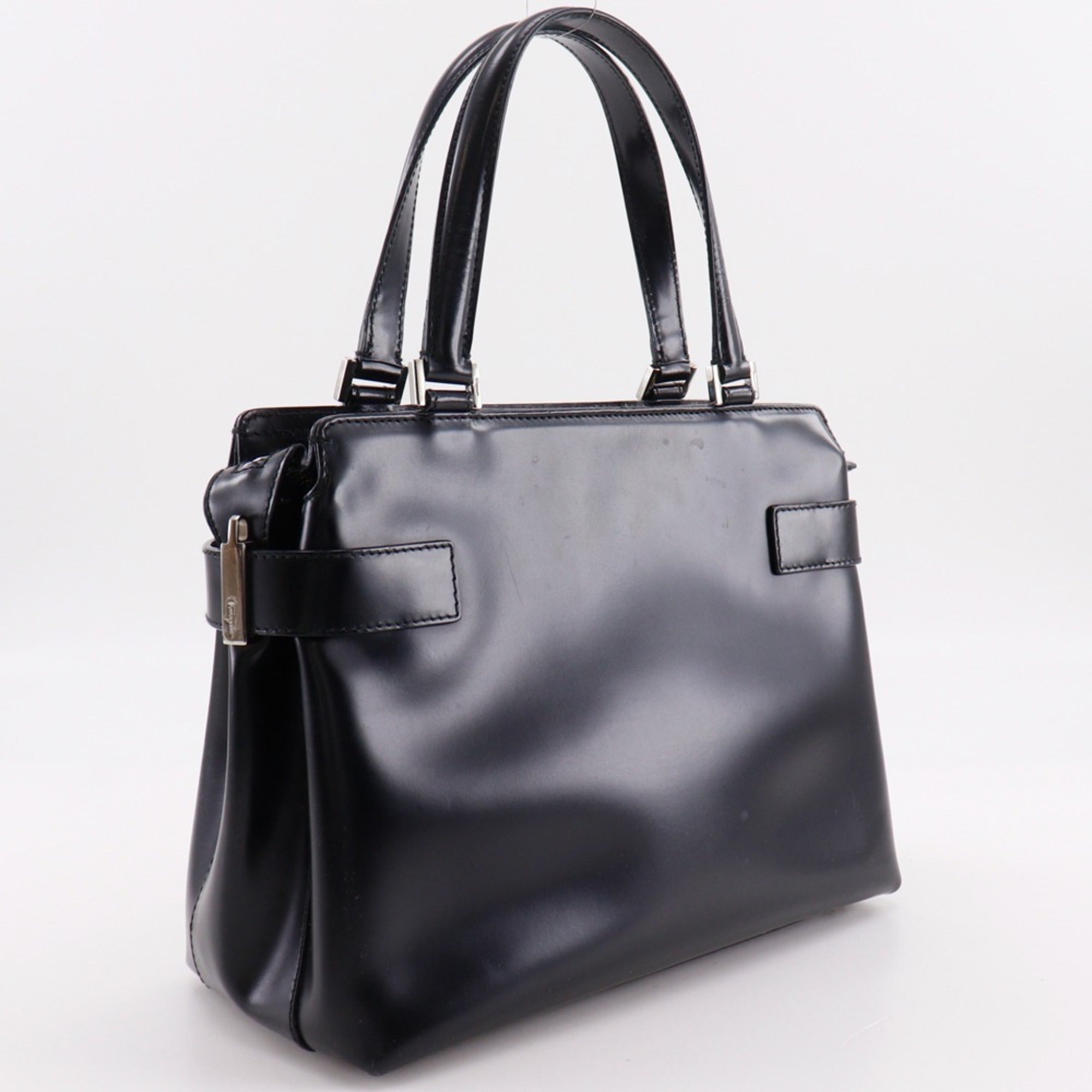 Salvatore Ferragamo Black Leather Handbag (Pre-Owned)
