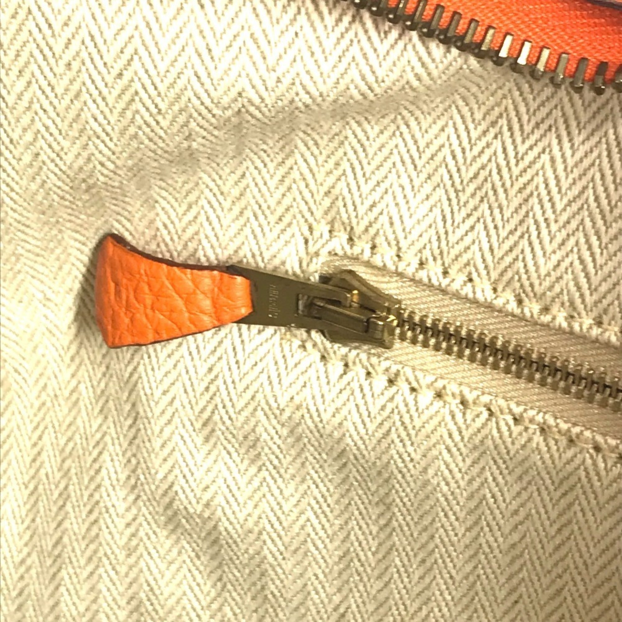 Hermes Orange Leather Shoulder Bag (Pre-Owned)