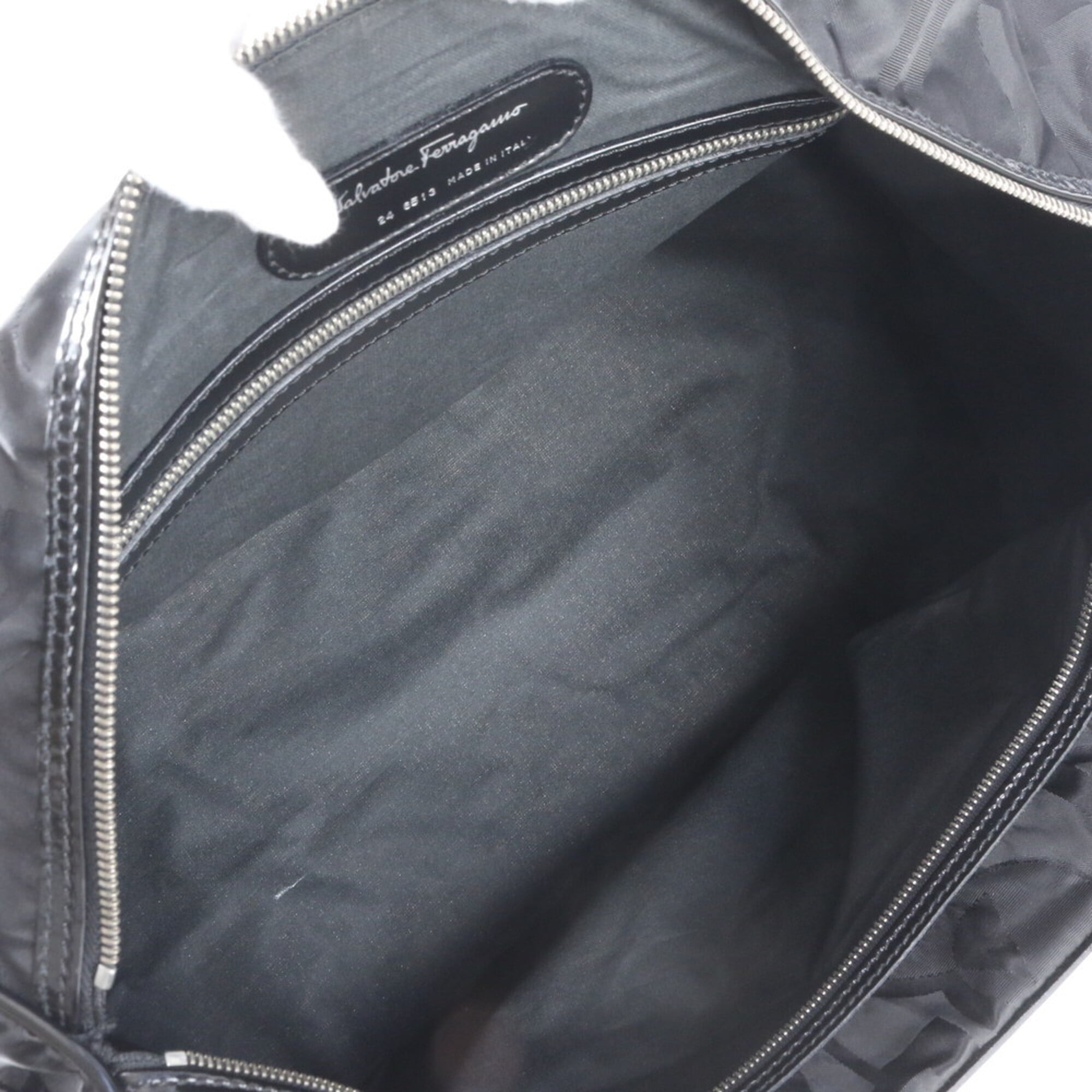 Salvatore Ferragamo Black Leather Nylon Handbag (Pre-Owned)