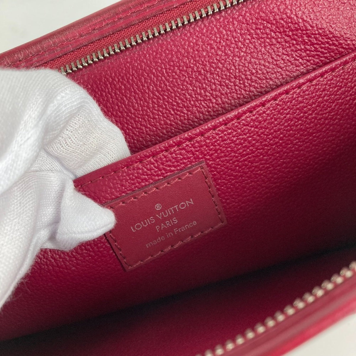 Louis Vuitton Fuchsia Red Color Epi Leather Clutch Bag Pouch (Pre-Owned)