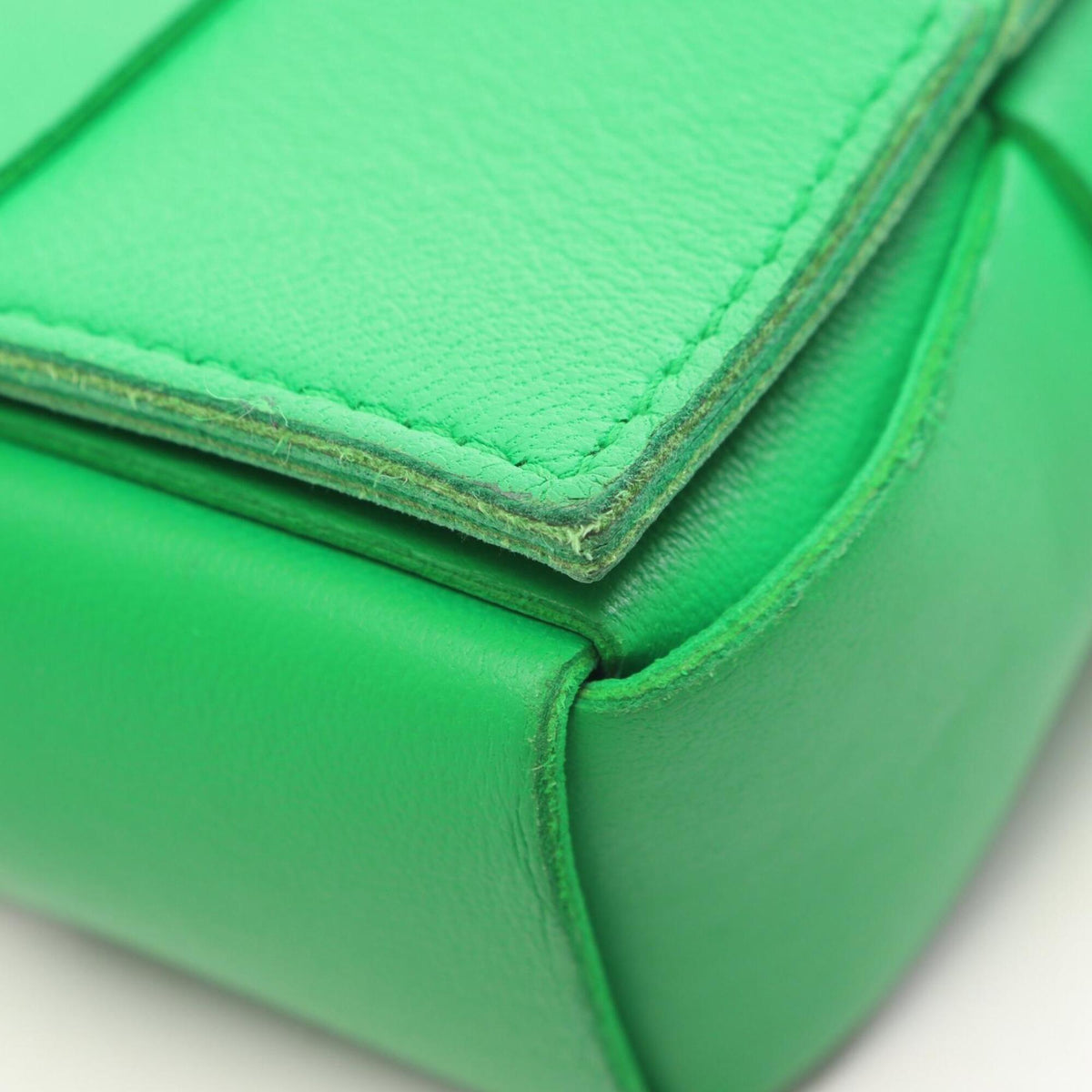 Bottega Veneta Green Leather Handbag Shoulder Bag (Pre-Owned)