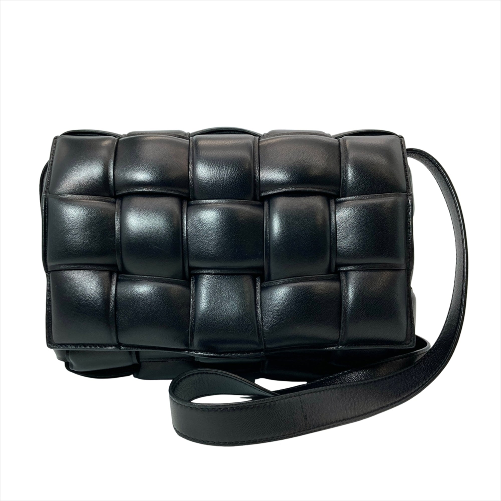 Bottega Veneta Black Intrecciato Shoulder Bag (Pre-Owned)