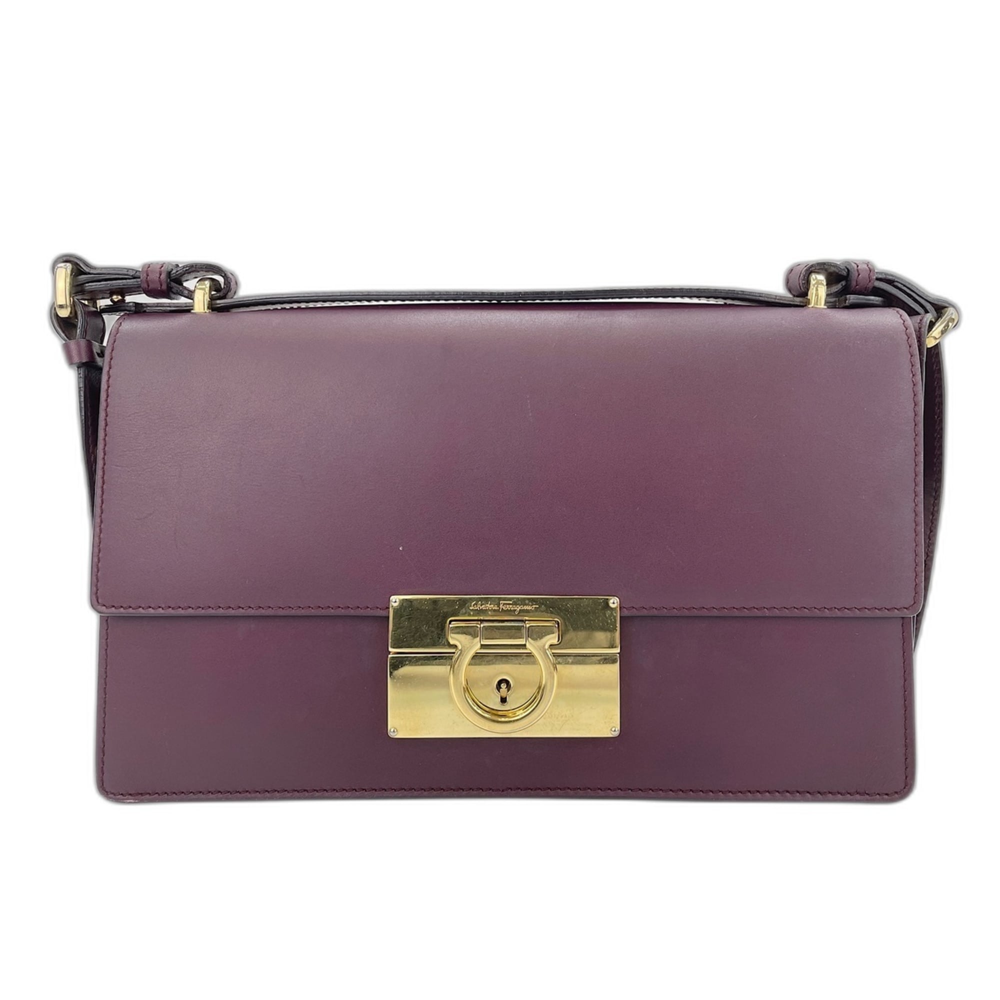 Salvatore Ferragamo Gancini Wine Leather Shoulder Bag (Pre-Owned)