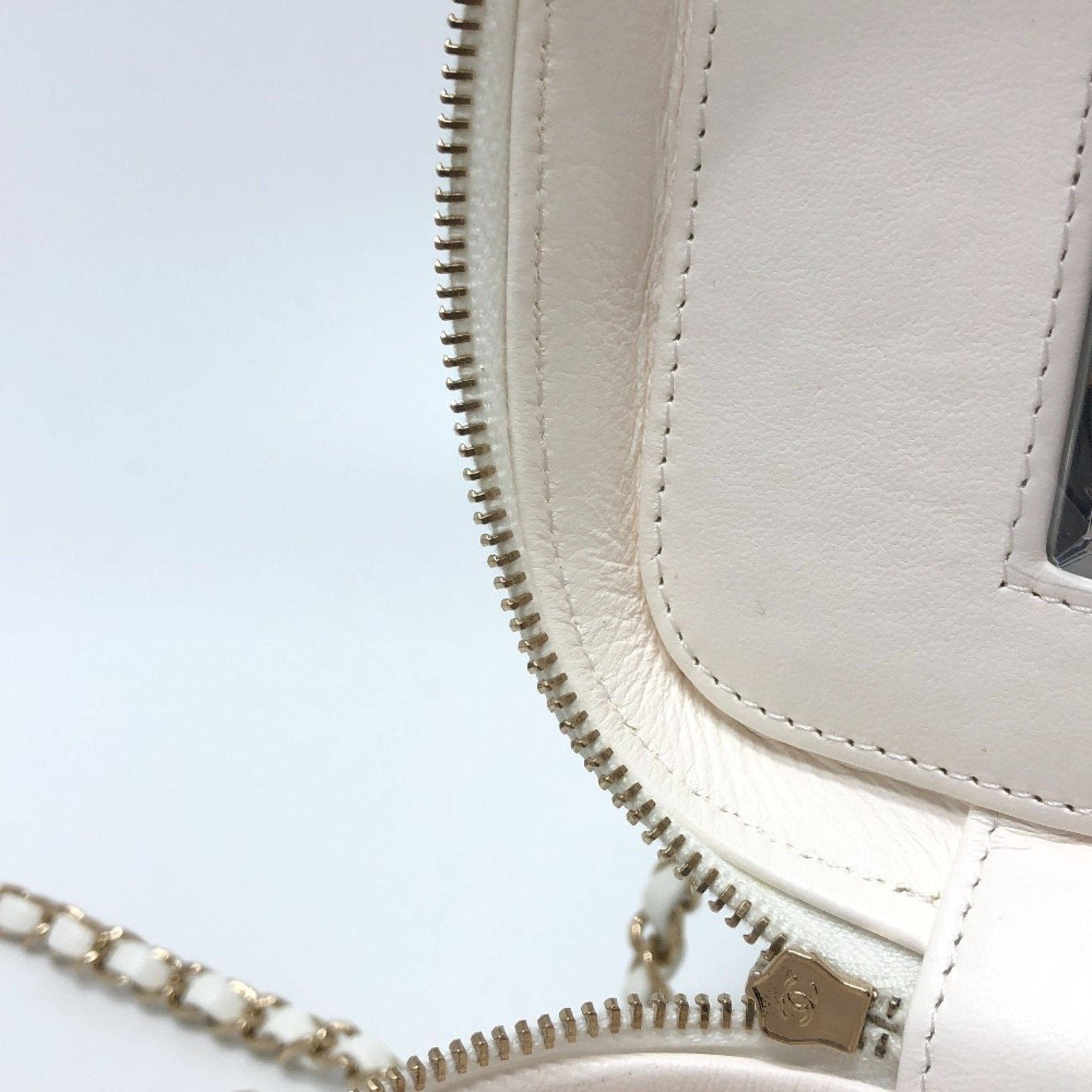 Chanel Caviar Skin White Caviar Leather Handbag Shoulder Bag Vanity Bag (Pre-Owned)