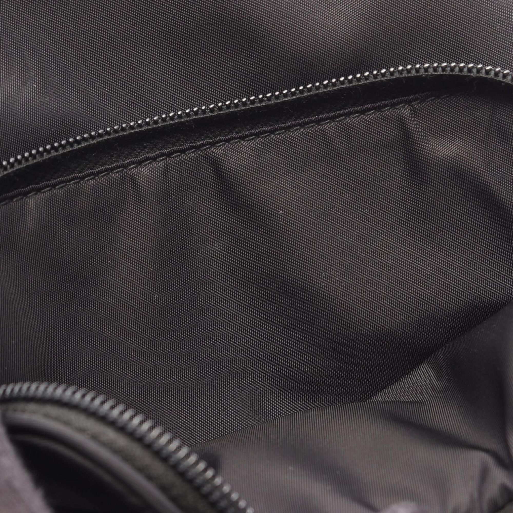 Prada Black Nylon Handbag (Pre-Owned)