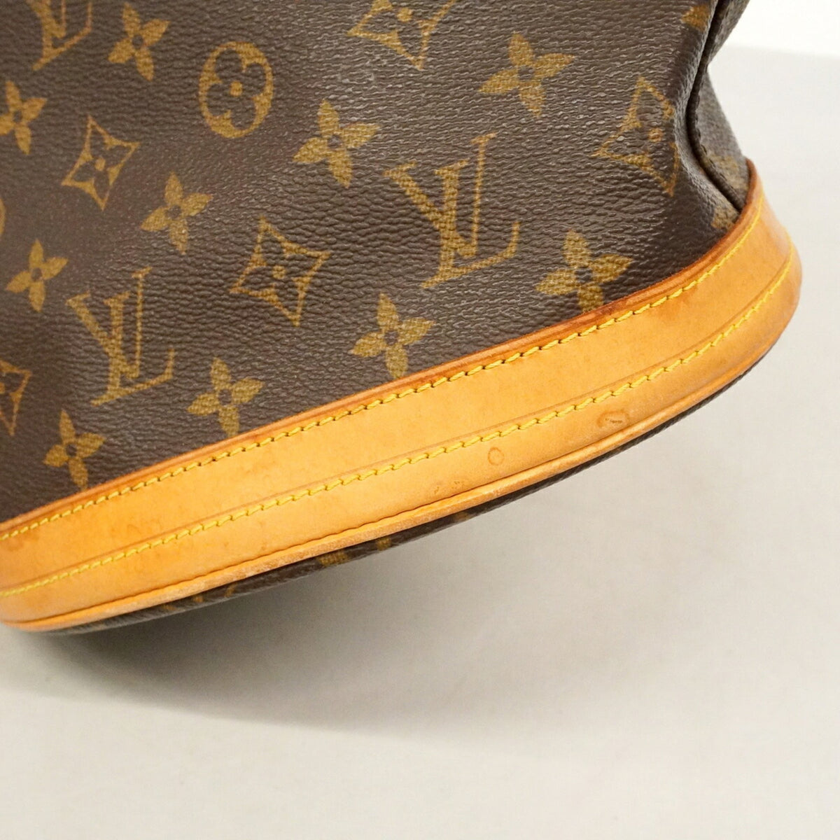 Louis Vuitton Brown Tote Bag (Pre-Owned)
