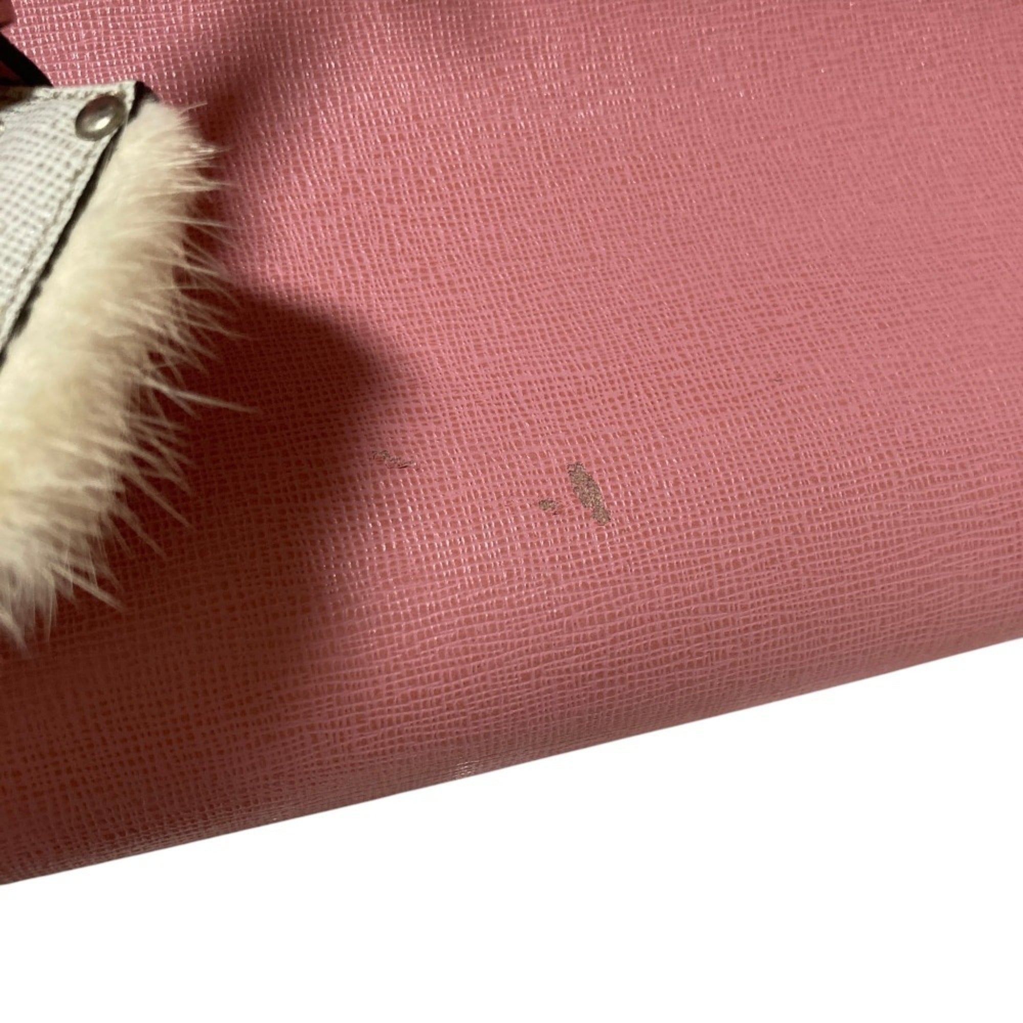 Fendi Pink Leather Handbag (Pre-Owned)