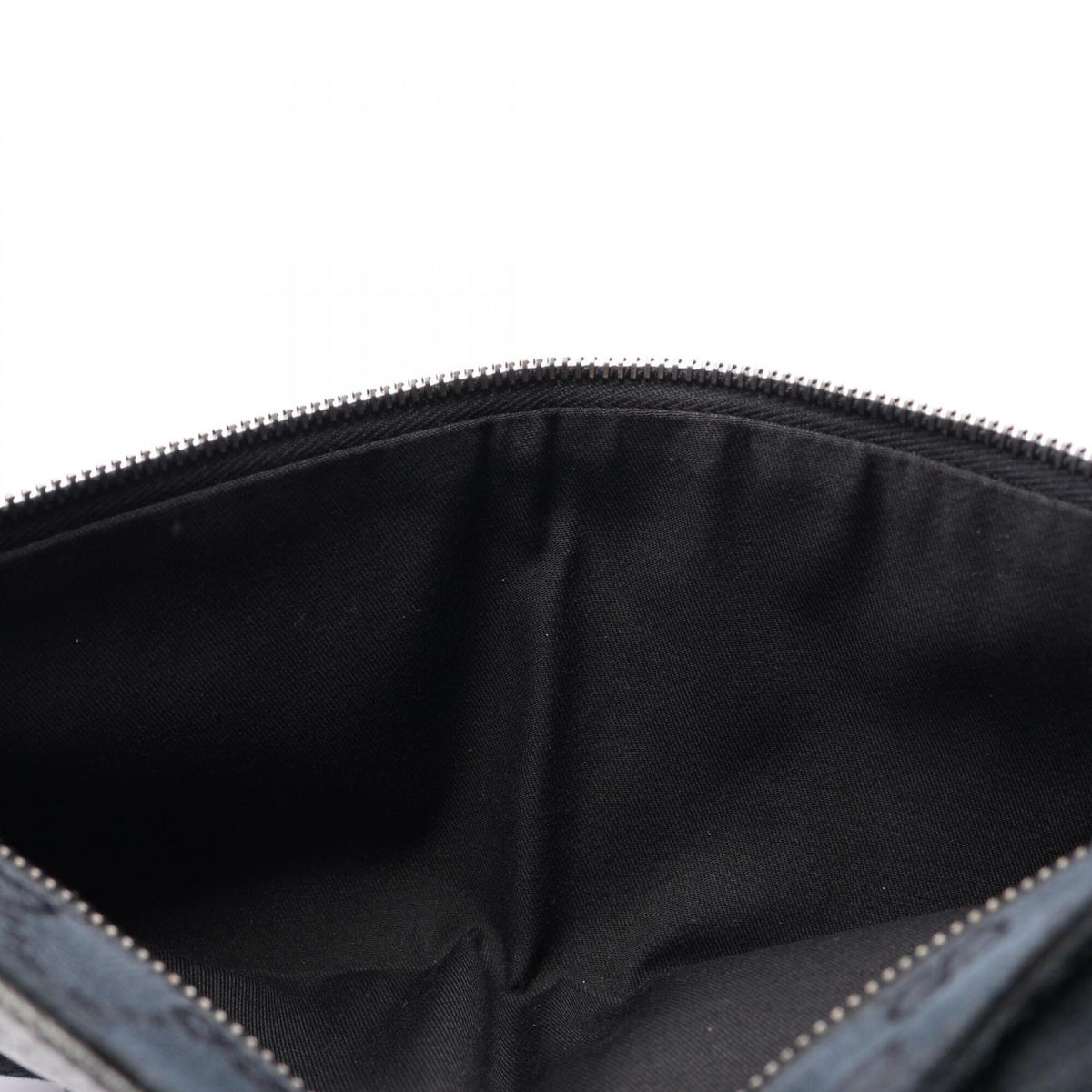 Gucci Black Canvas Leather Fanny Pack Handbag (Pre-Owned)
