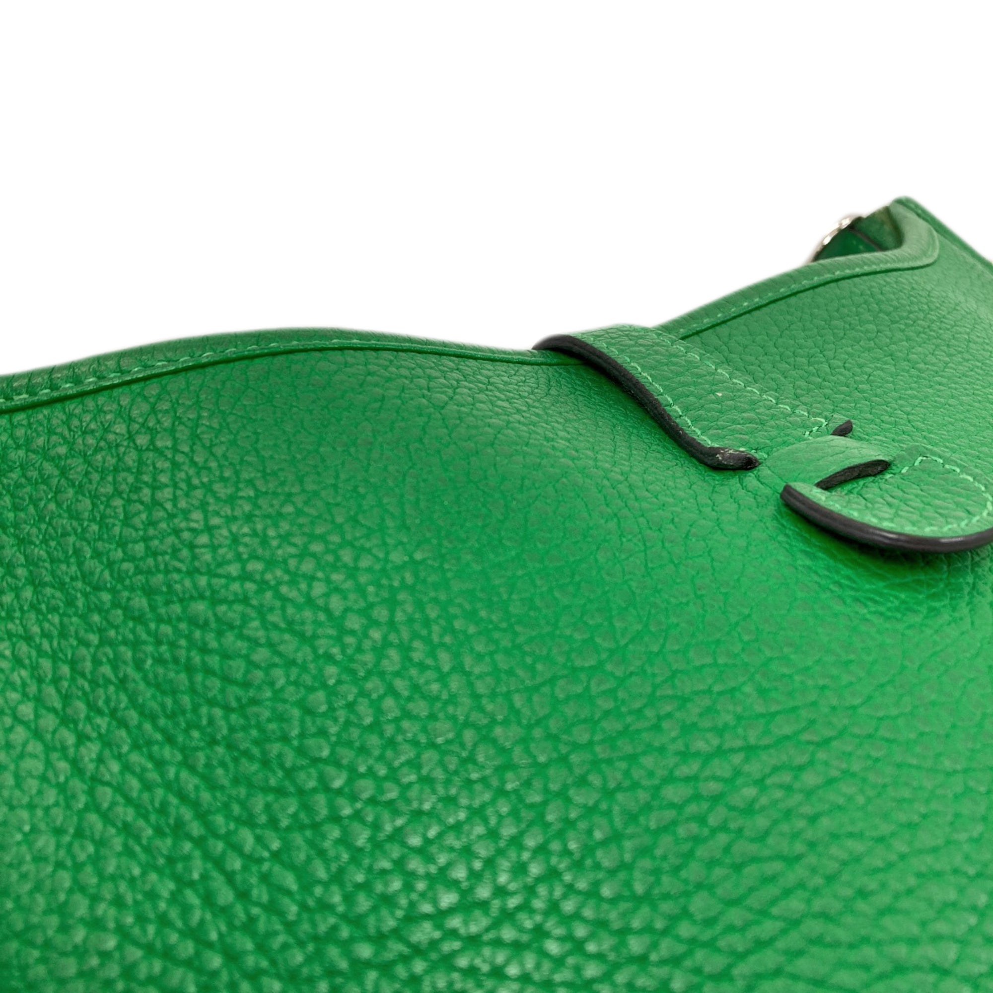 Hermes Green Shoulder Bag (Pre-Owned)