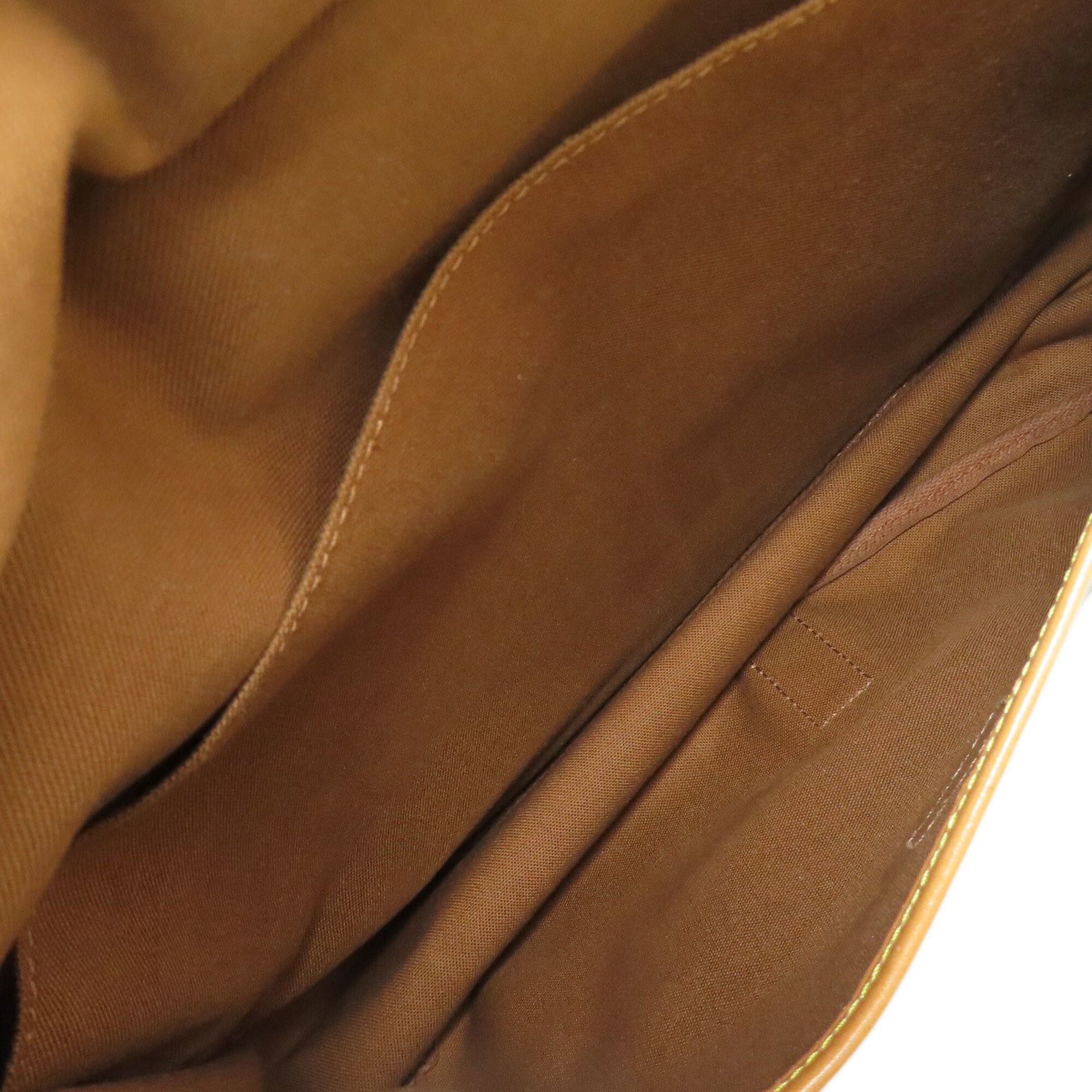 Louis Vuitton Monogram Monogram Monogram Canvas Shoulder Bag (Pre-Owned)