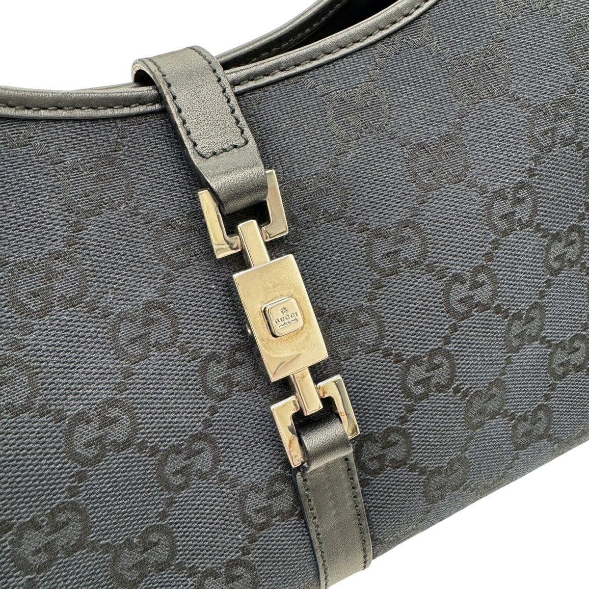 Gucci Black Gg Canvas Handbag (Pre-Owned)