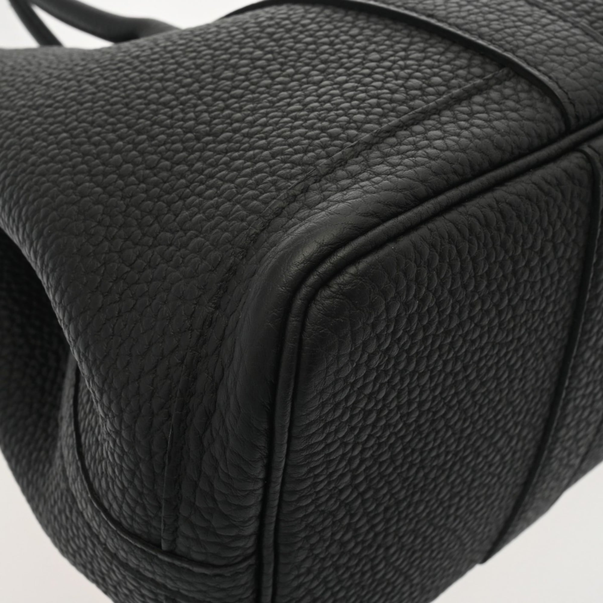 Hermes Black Negonda Leather Handbag (Pre-Owned)