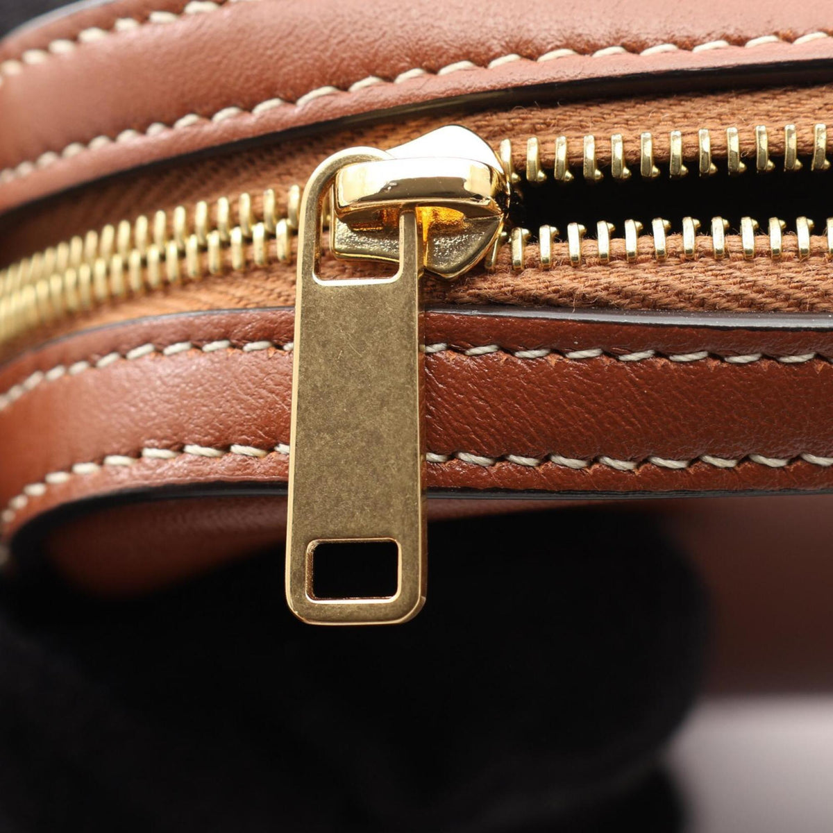 Celine Brown Leather Handbag Shoulder Bag (Pre-Owned)