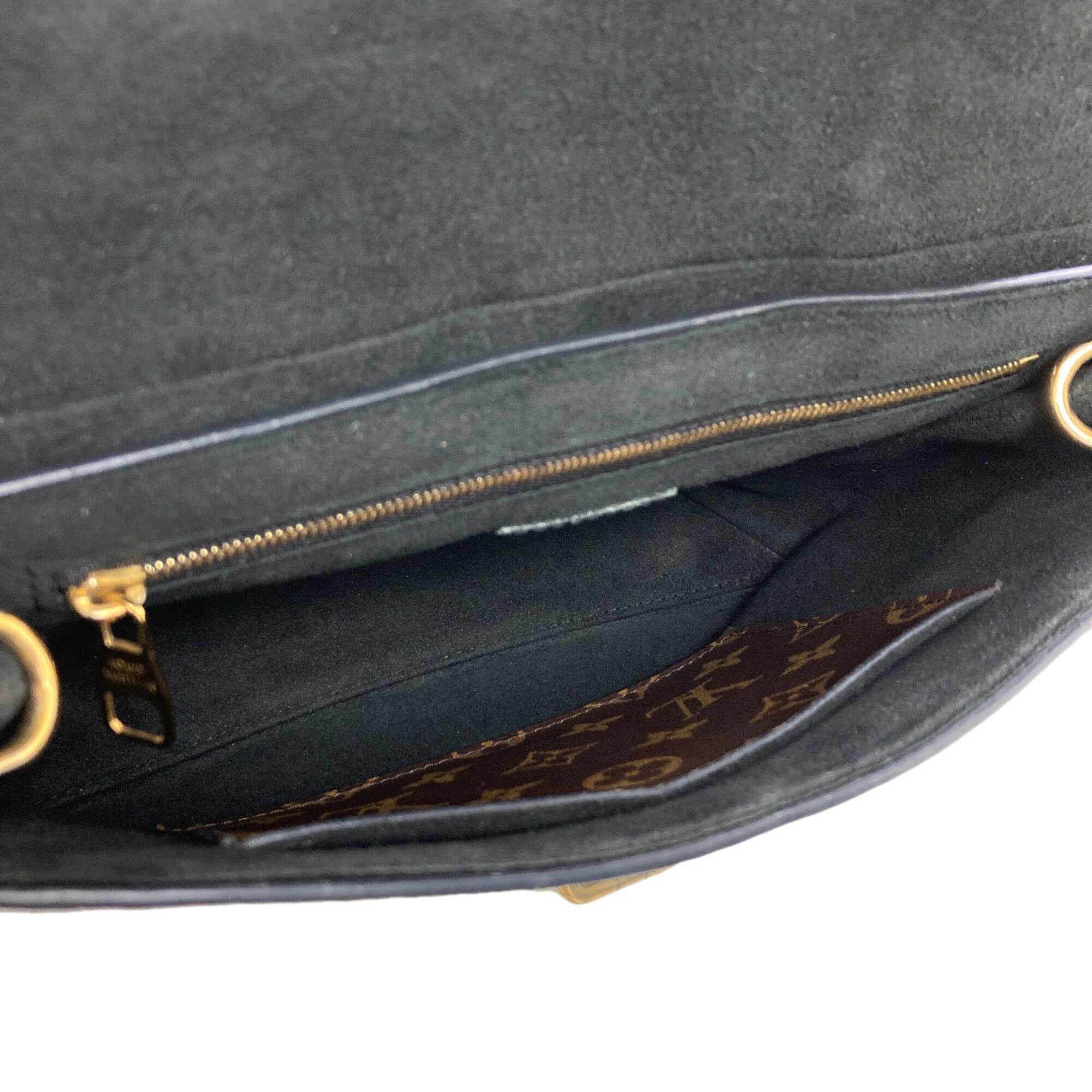 Louis Vuitton Black Monogram Monogram Handbag (Pre-Owned)