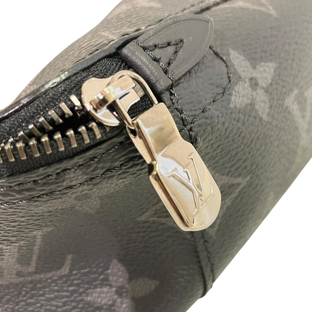 Louis Vuitton Black Monogram Eclipse Handbag Pouch (Pre-Owned)