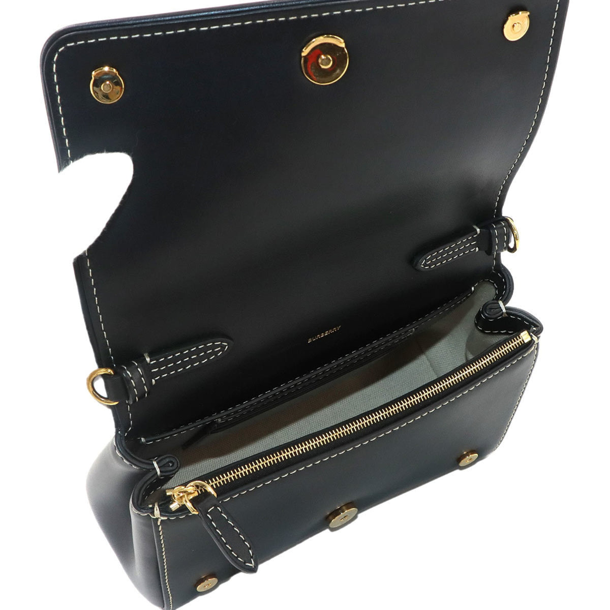 Burberry Black Leather Shoulder Bag (Pre-Owned)