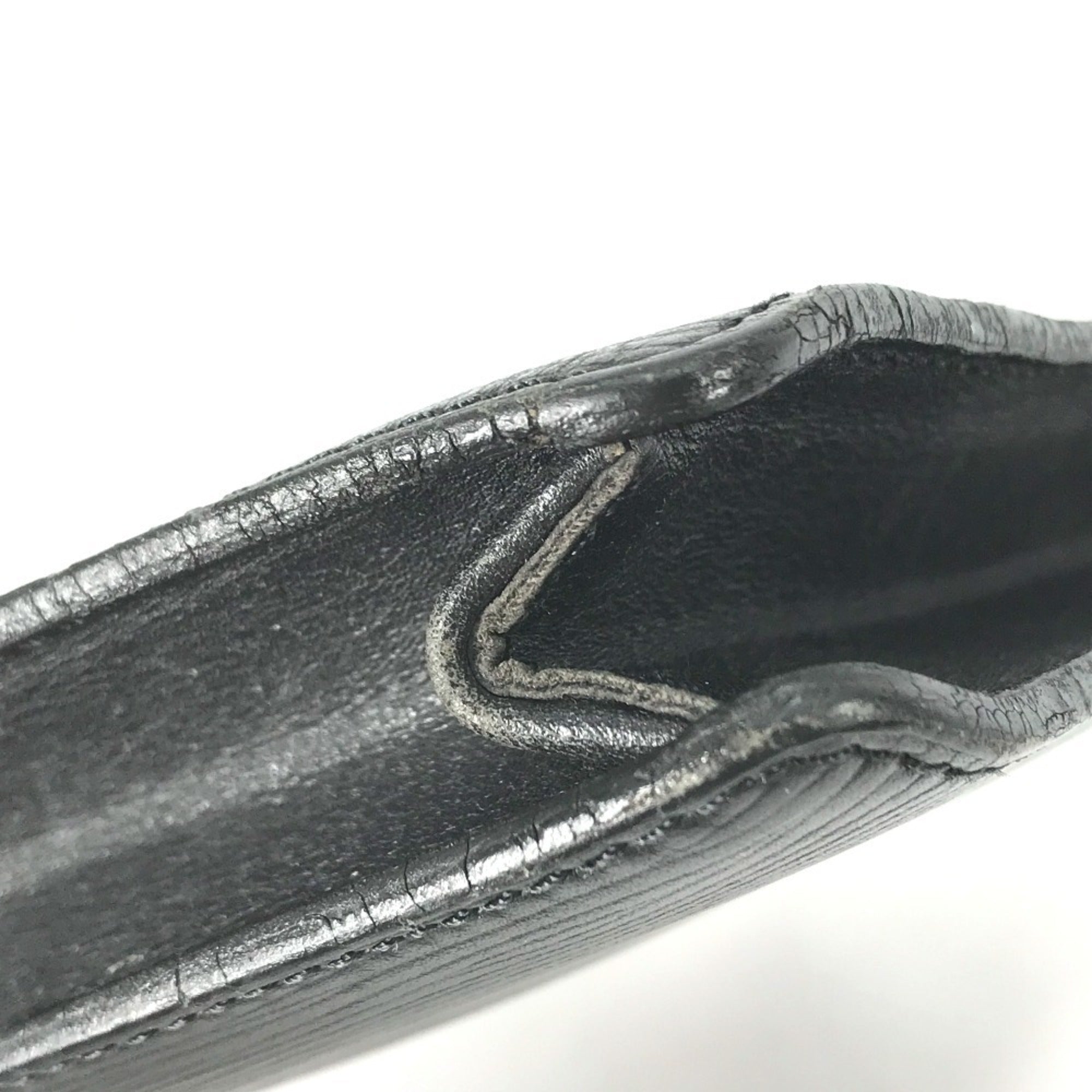 Louis Vuitton Epi Black Galle Noir Epi Leather Clutch Bag (Pre-Owned)
