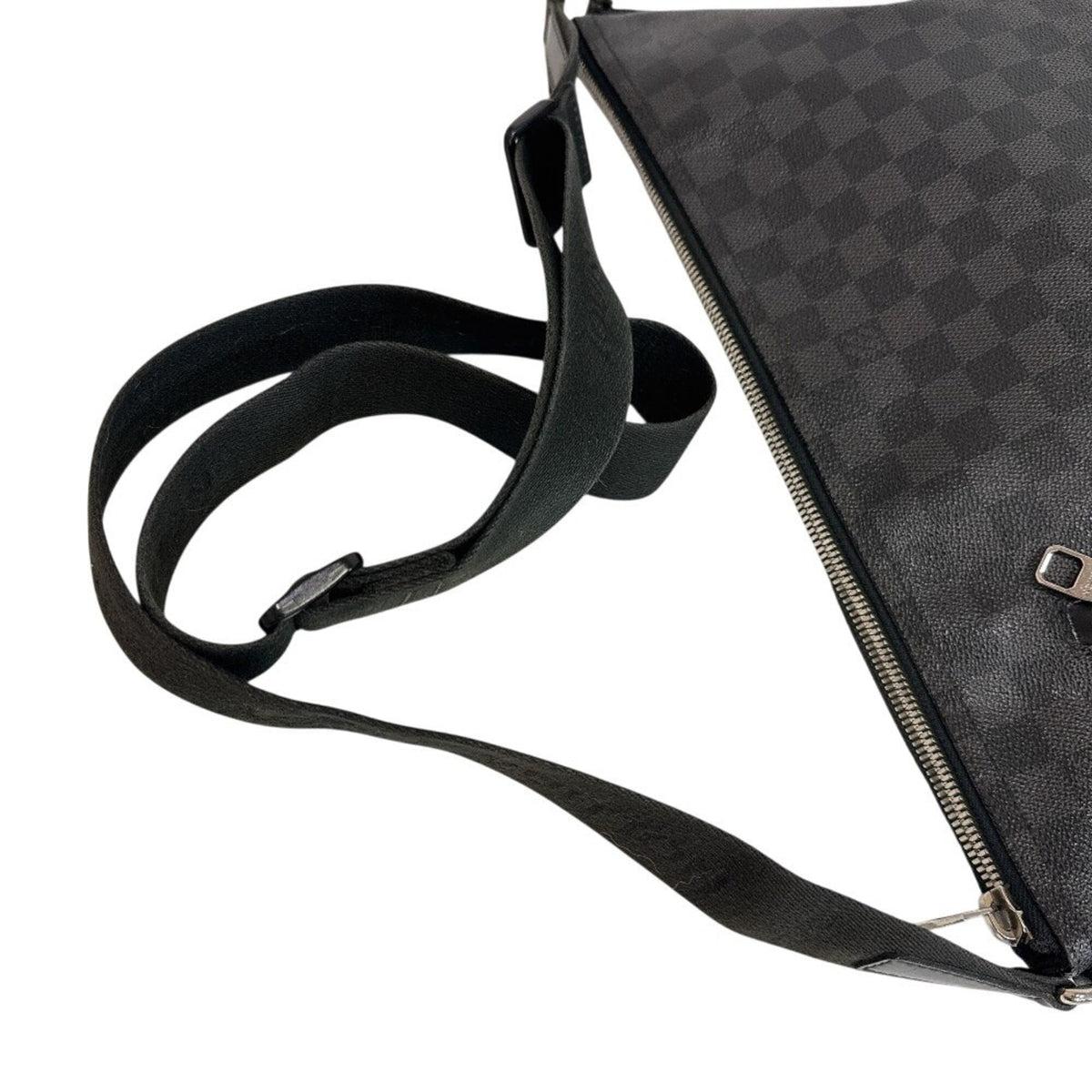 Louis Vuitton Black Damier Canvas Leather Shoulder Bag (Pre-Owned)