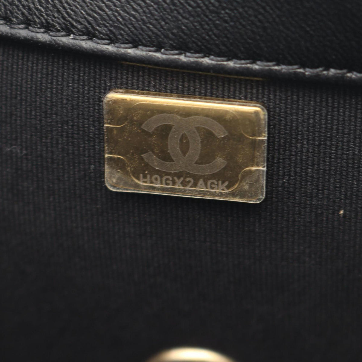 Chanel Black Leather Handbag Shoulder Bag (Pre-Owned)