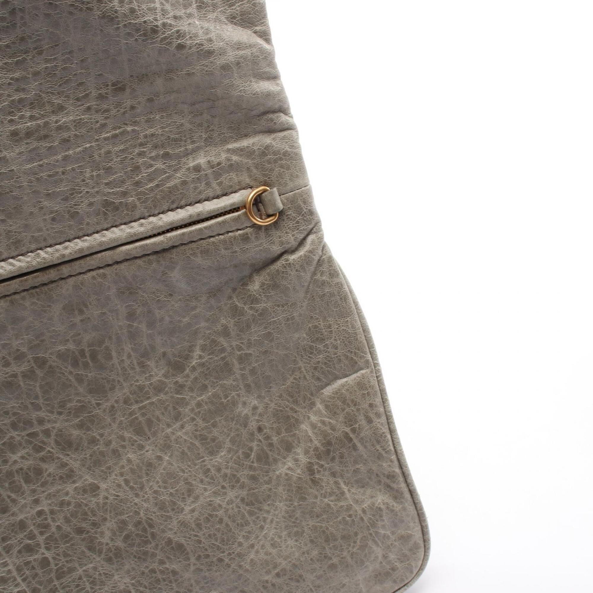Miu Miu Green Leather Handbag (Pre-Owned)