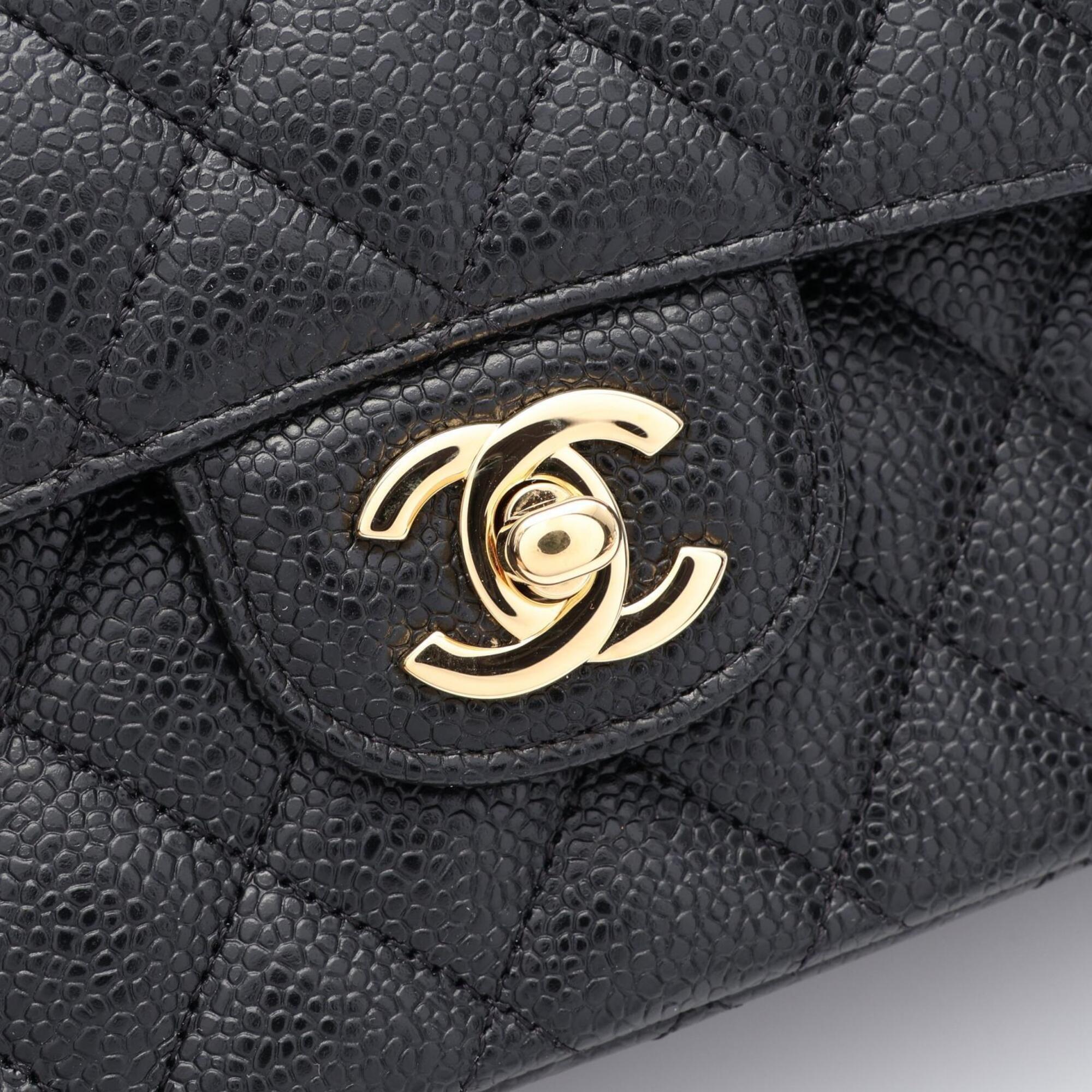 Chanel Black Grained Calfskin Handbag Shoulder Bag (Pre-Owned)