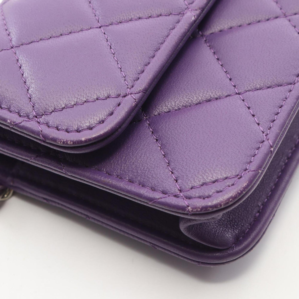 Chanel Purple Leather Handbag Shoulder Bag (Pre-Owned)