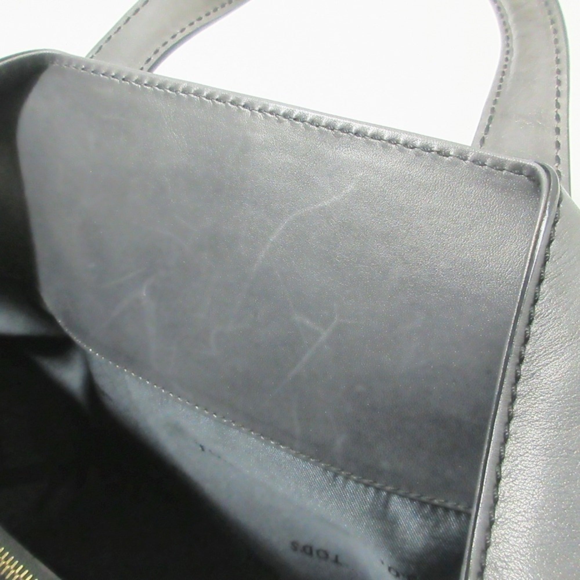 Tod's Gray Leather Handbag (Pre-Owned)