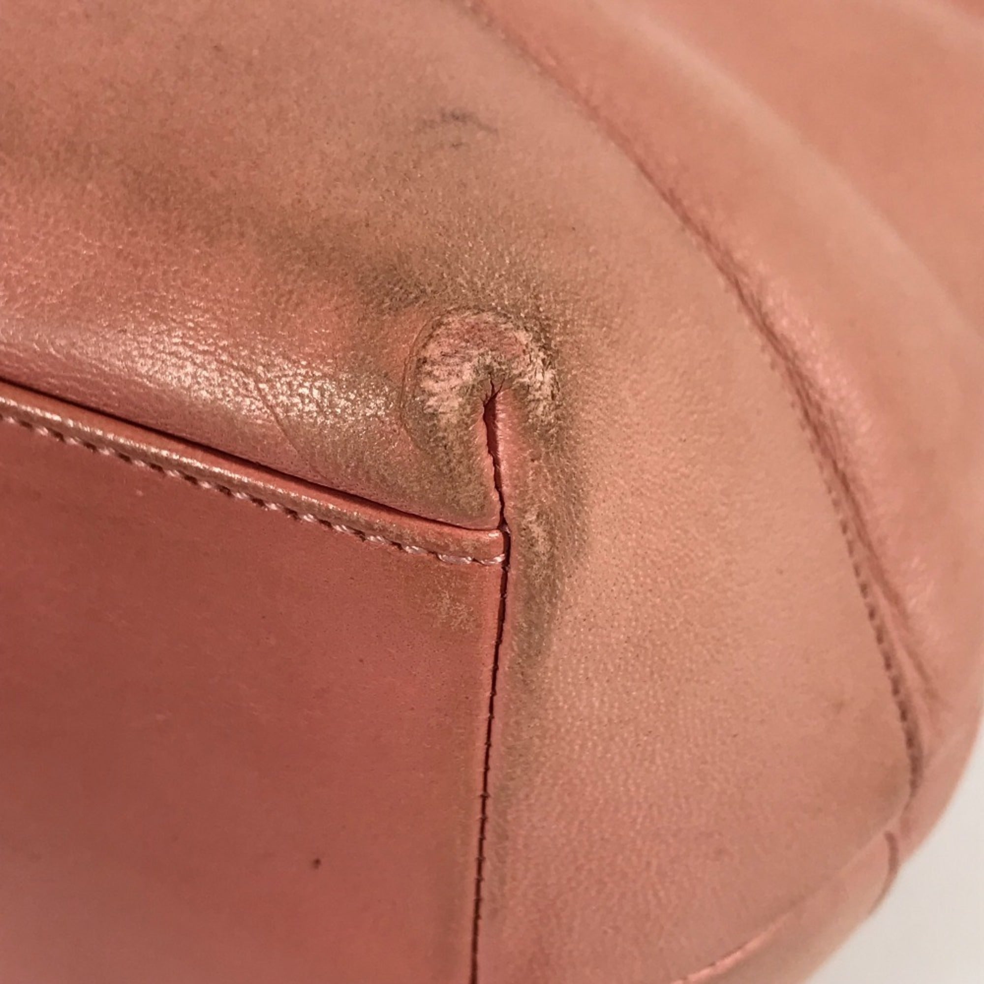 Chanel Pink Leather Shoulder Bag Tote Bag (Pre-Owned)