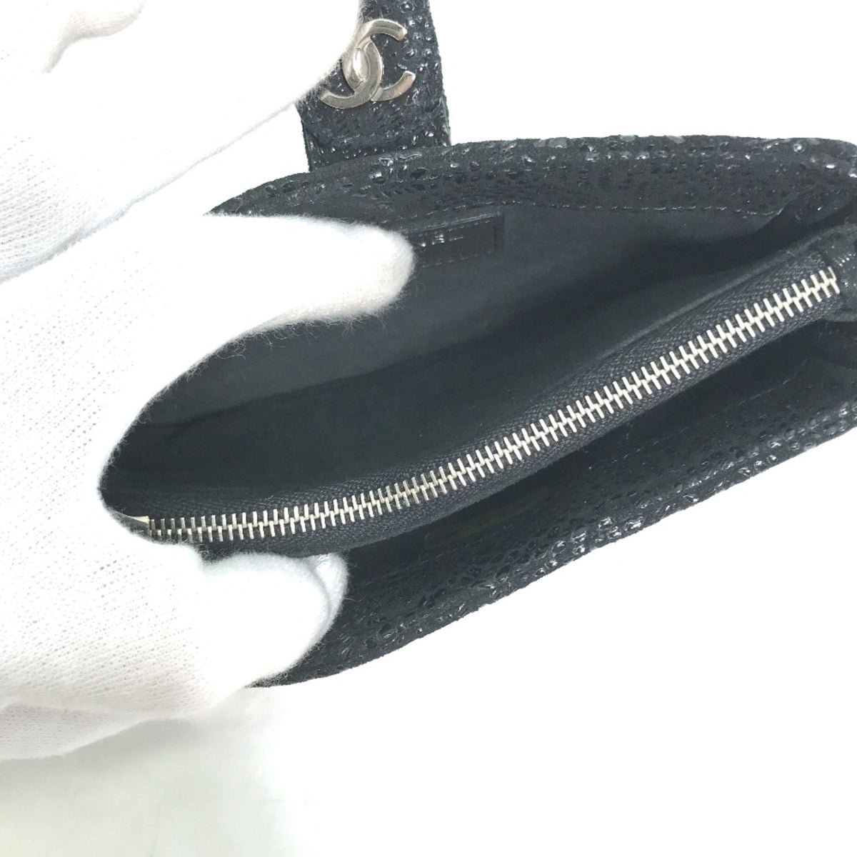 Chanel Black Leather Pouch (Pre-Owned)