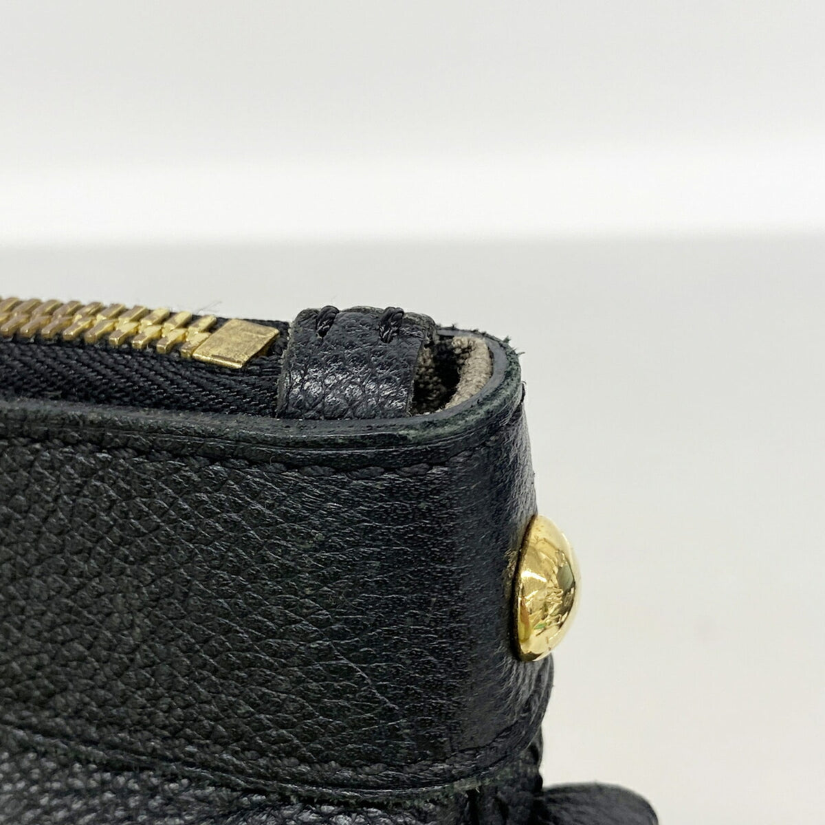 Louis Vuitton Noir Tote Bag (Pre-Owned)