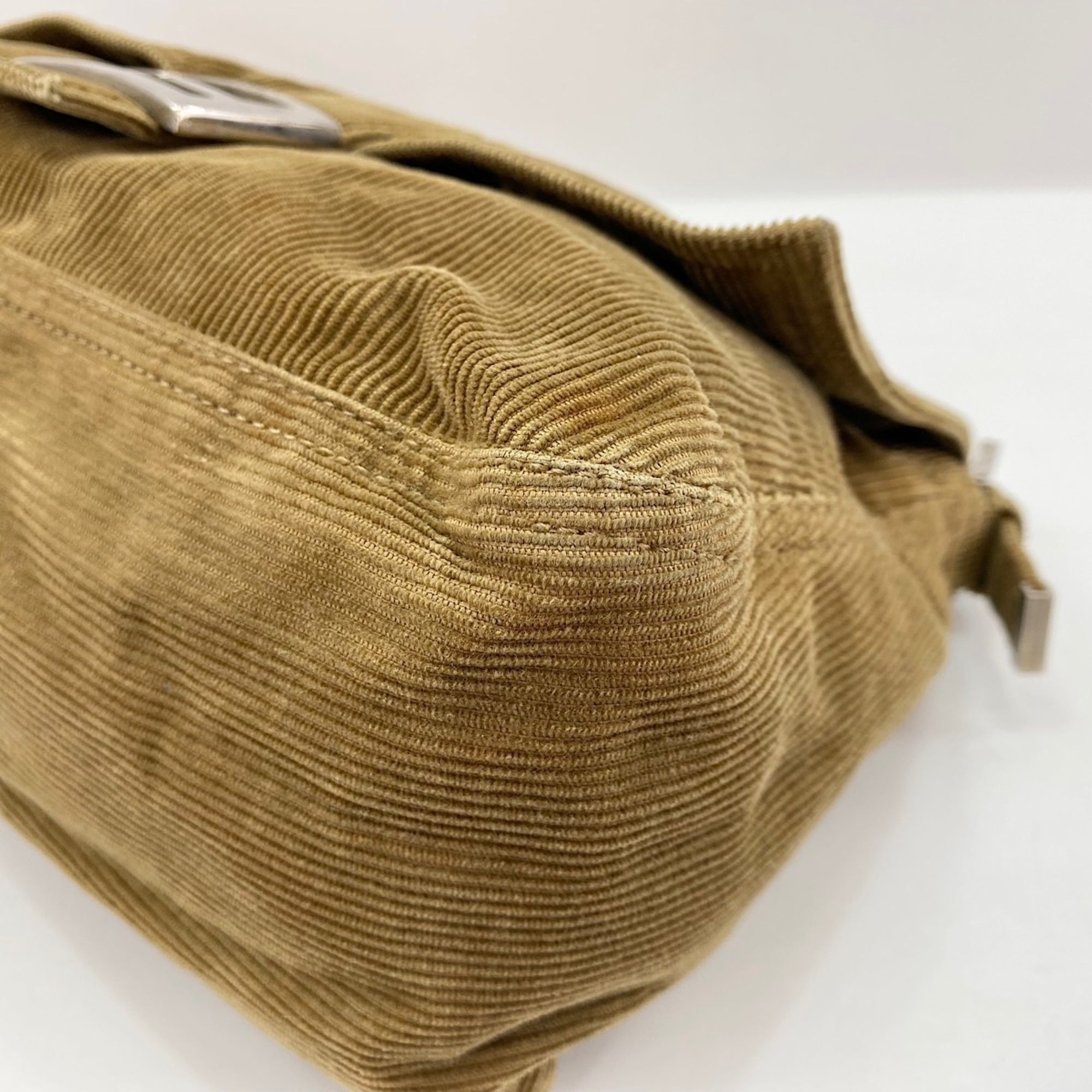 Fendi Brown Shoulder Bag (Pre-Owned)