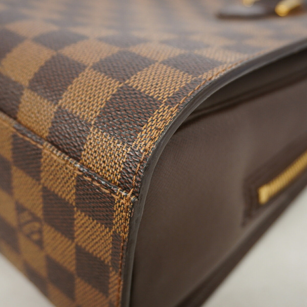 Louis Vuitton Ebene Handbag (Pre-Owned)